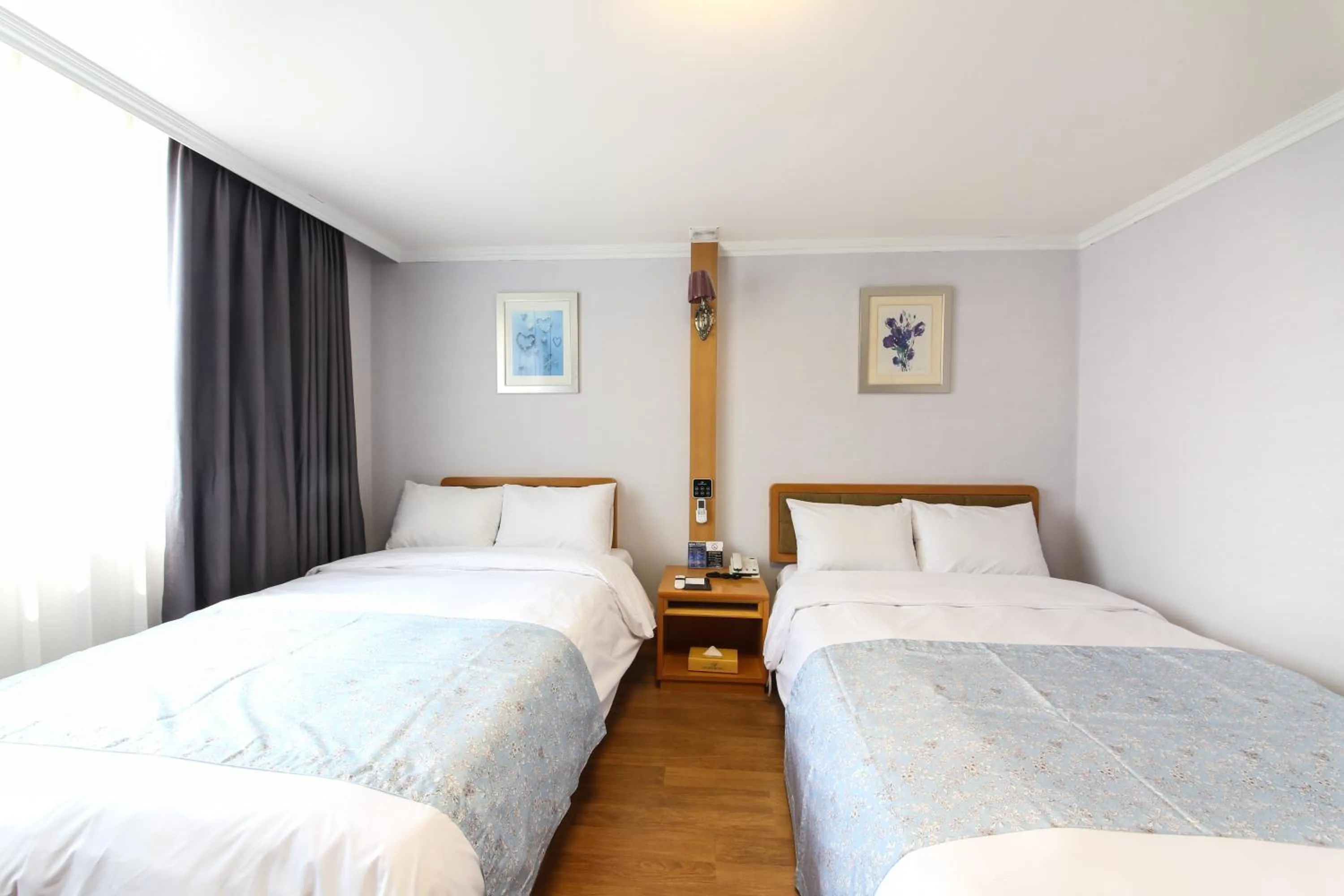 Utopia Tourist Hotel