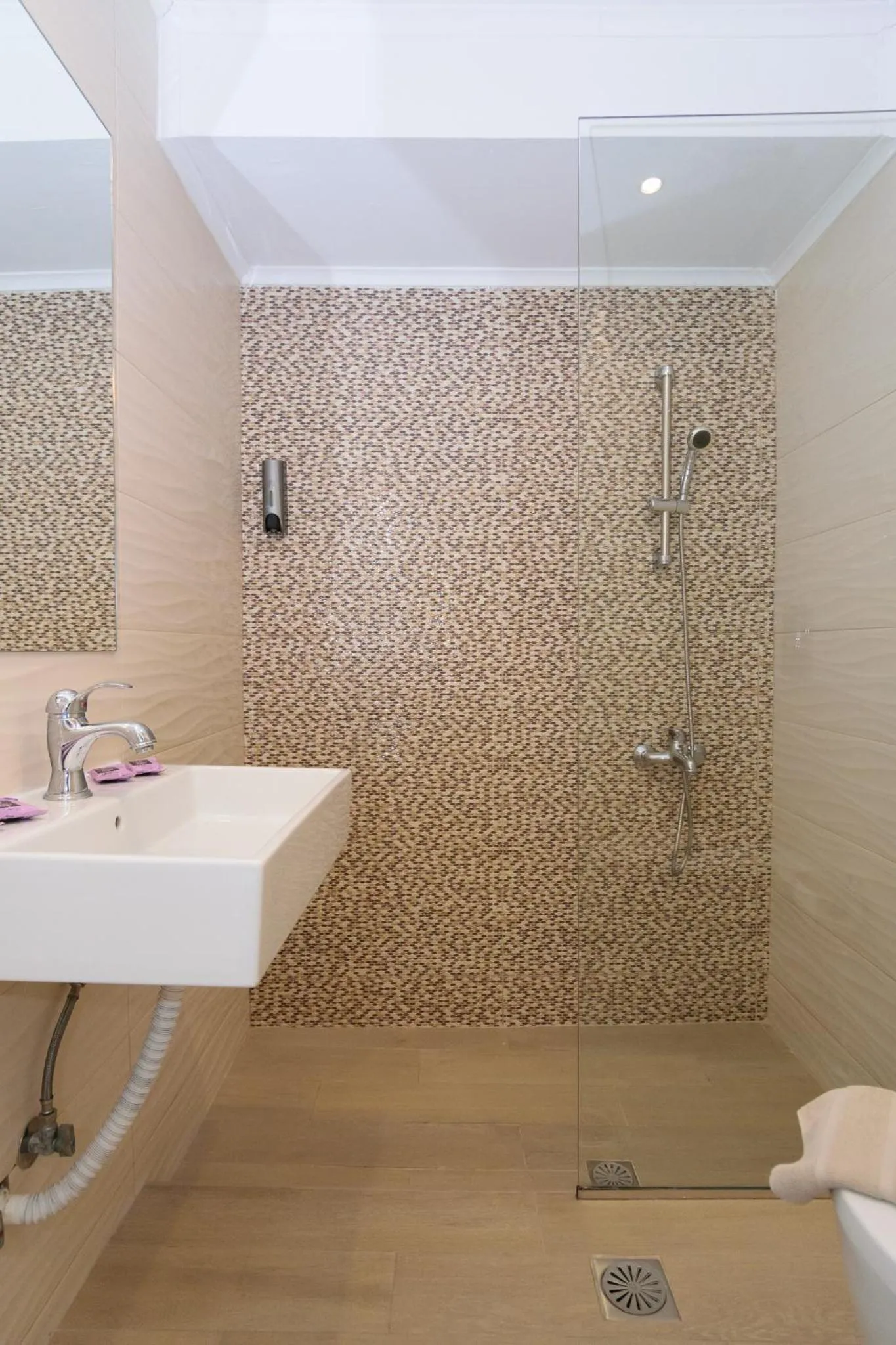 Shower in Archontiki City Hotel