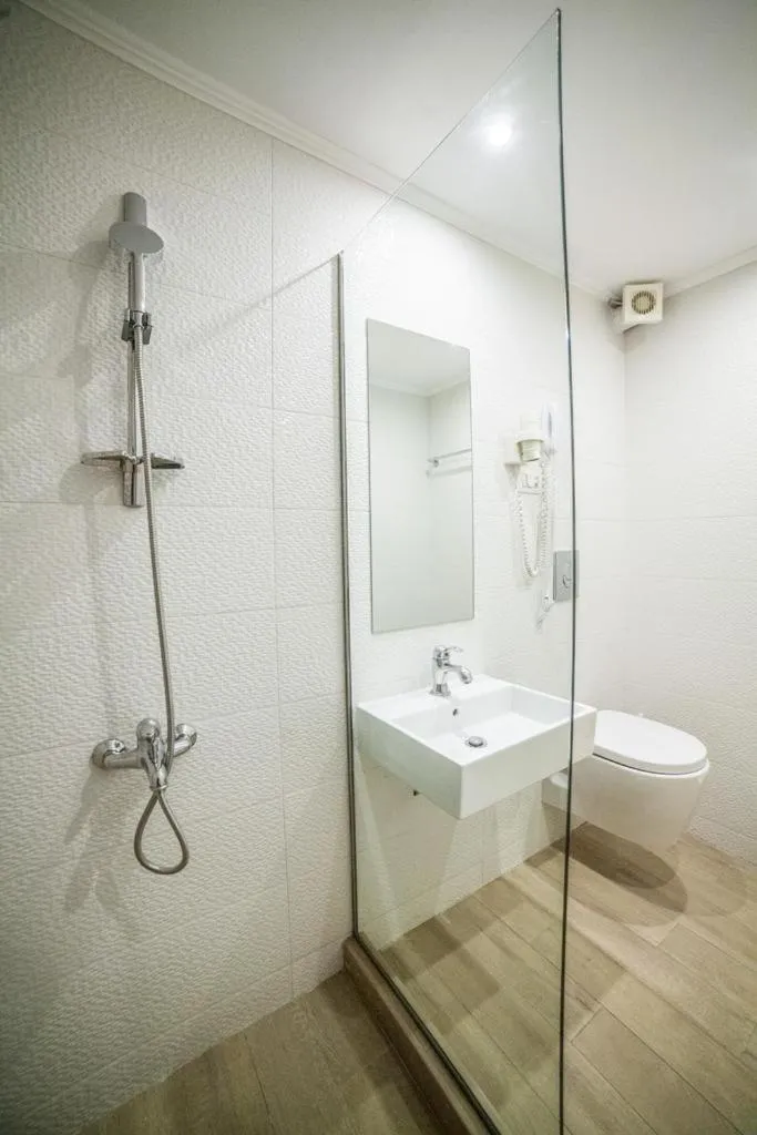 Shower in Archontiki City Hotel