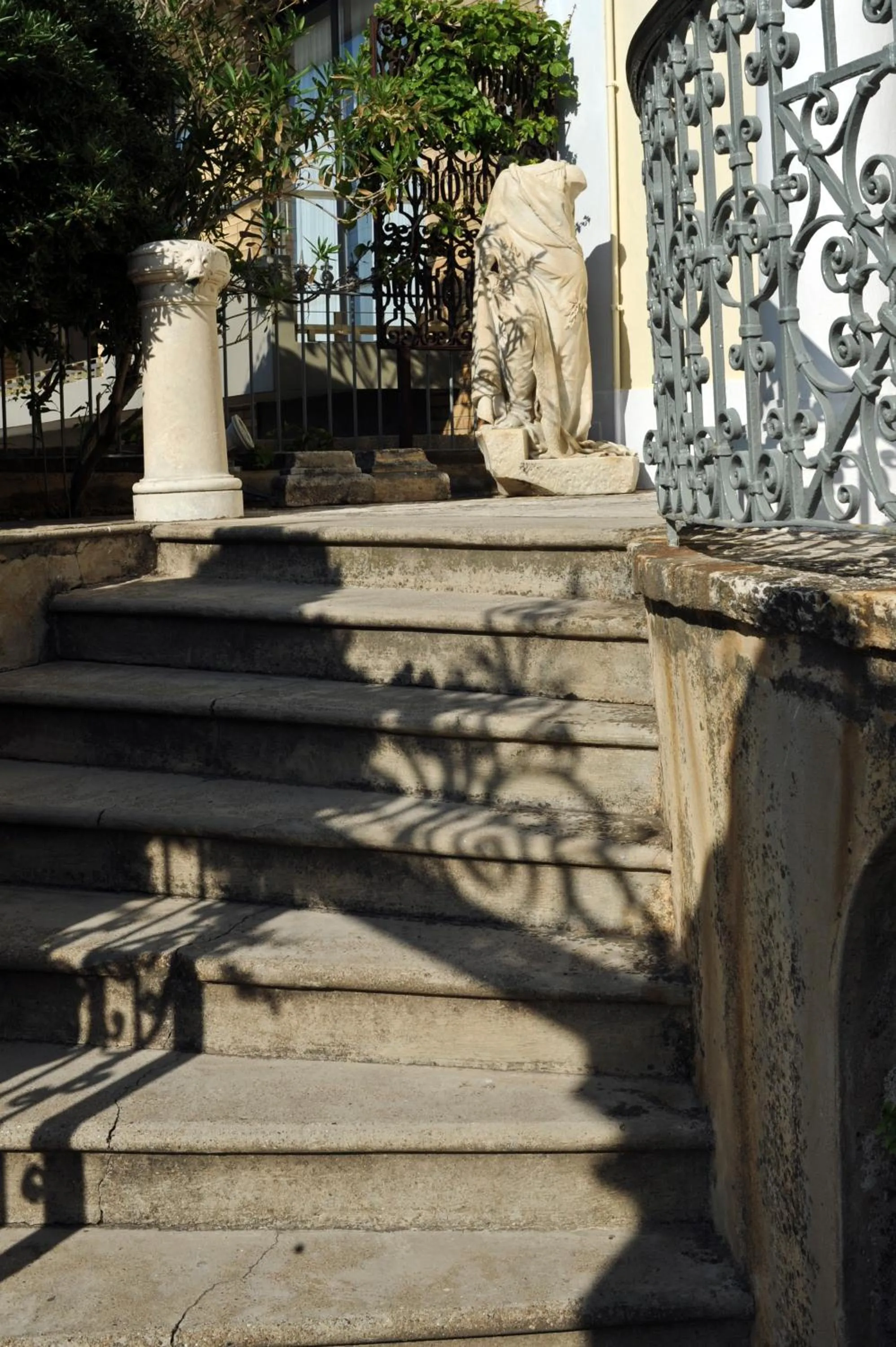 Decorative detail in Doma Hotel