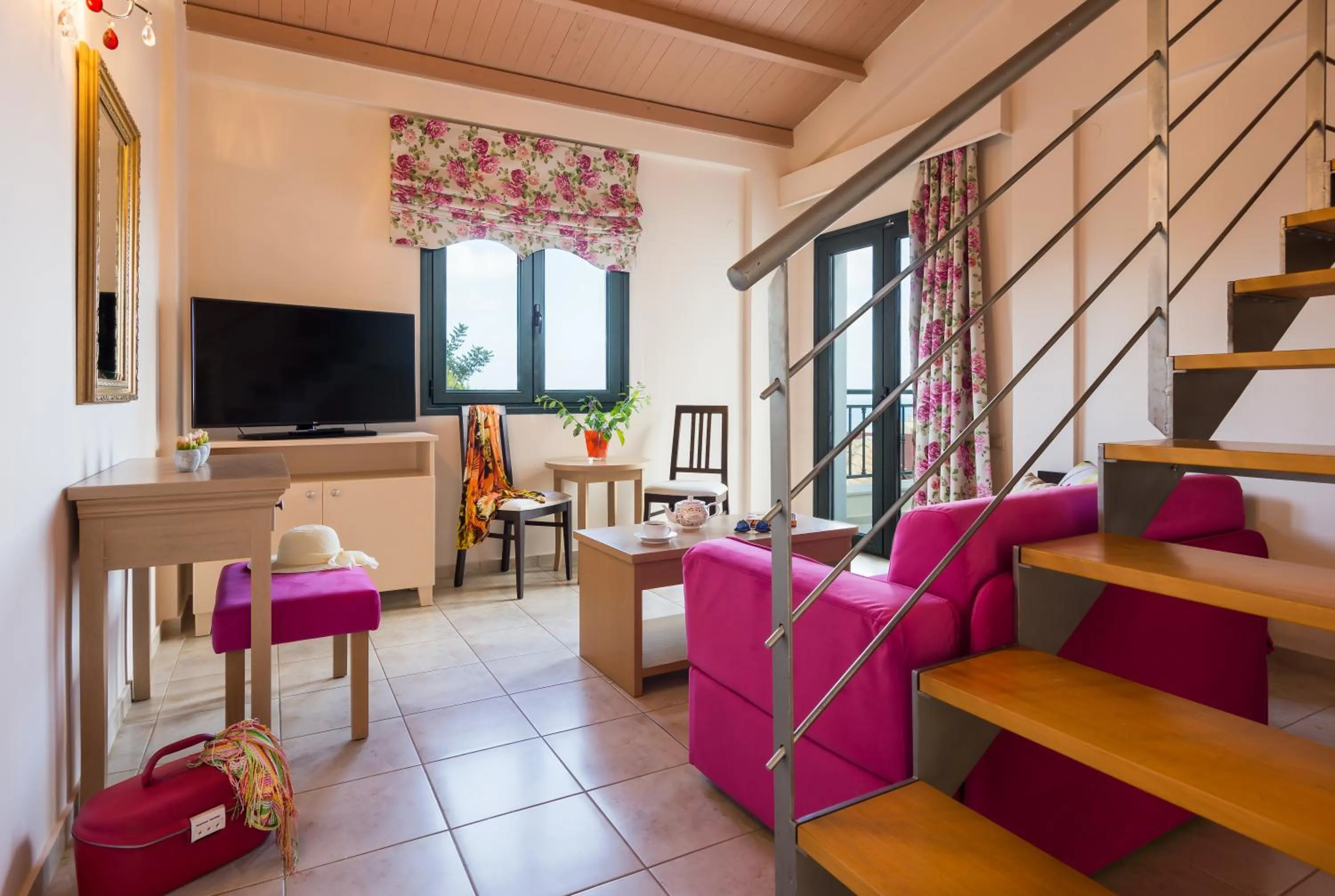 Living room in Pilot's Villas Luxury Suites