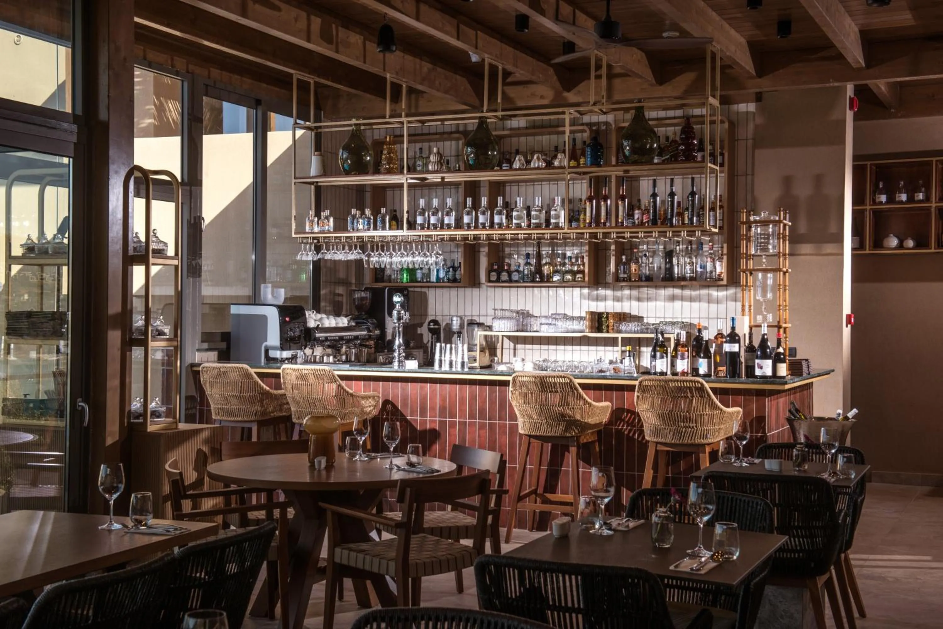 Restaurant/places to eat in Enorme Infinity Elounda - Adults Only