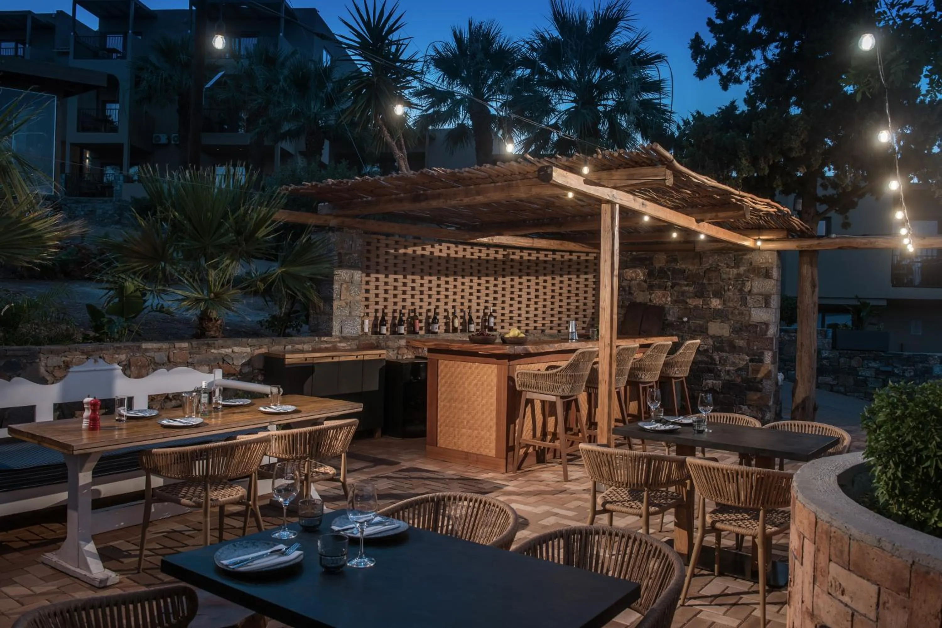 Restaurant/places to eat in Enorme Infinity Elounda - Adults Only