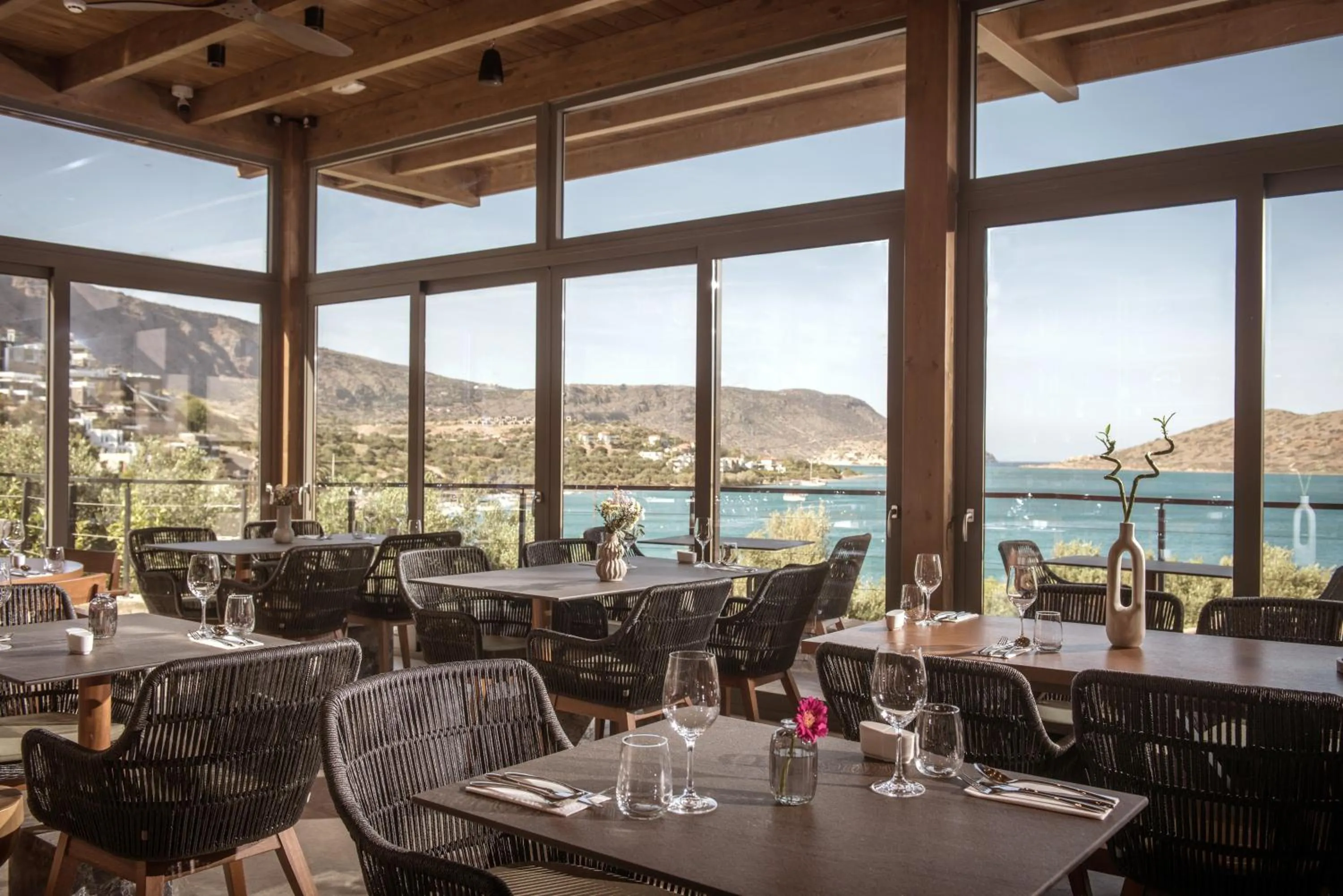 Restaurant/places to eat in Enorme Infinity Elounda - Adults Only