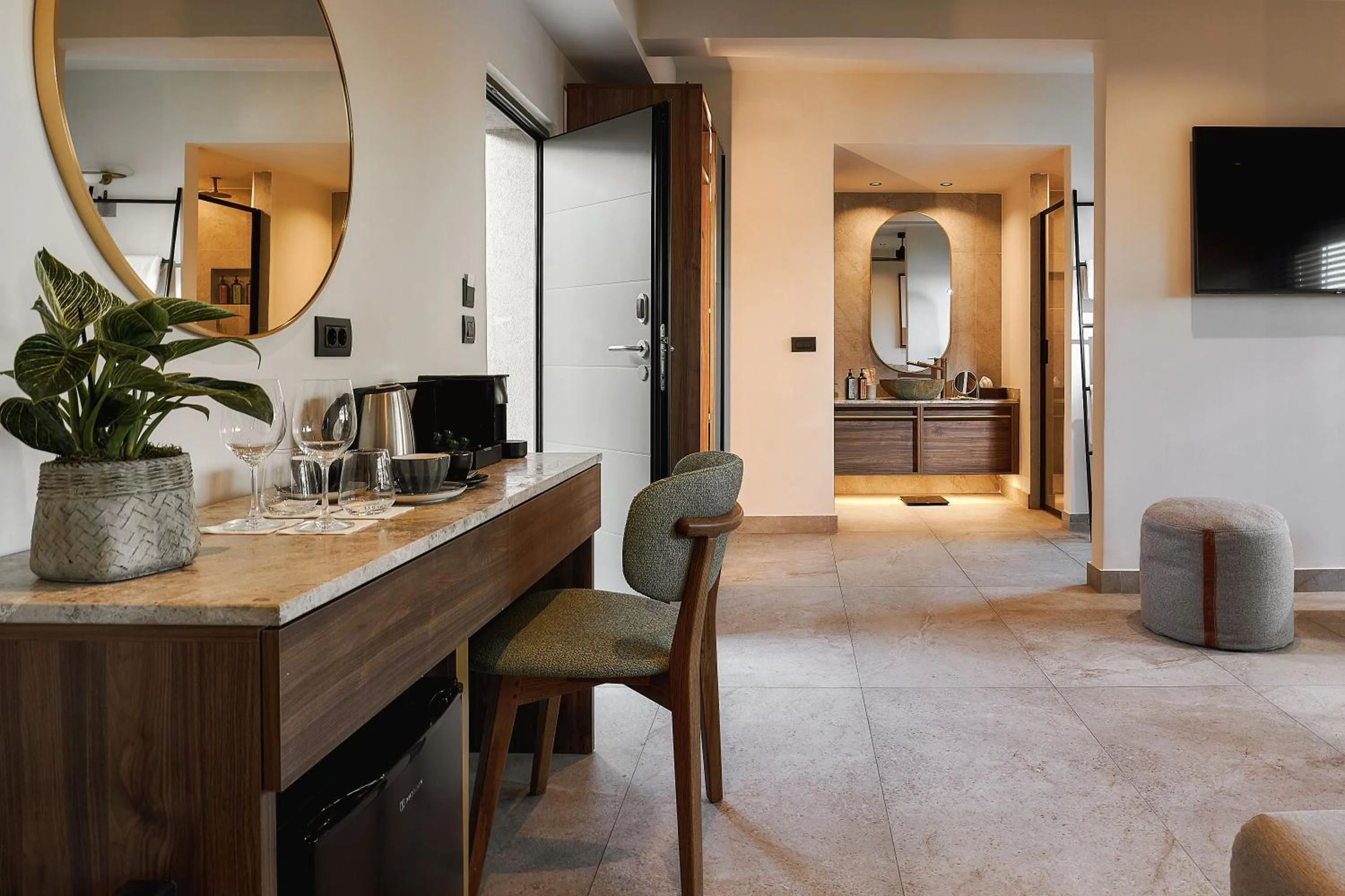 Coffee/tea facilities in Enorme Infinity Elounda - Adults Only