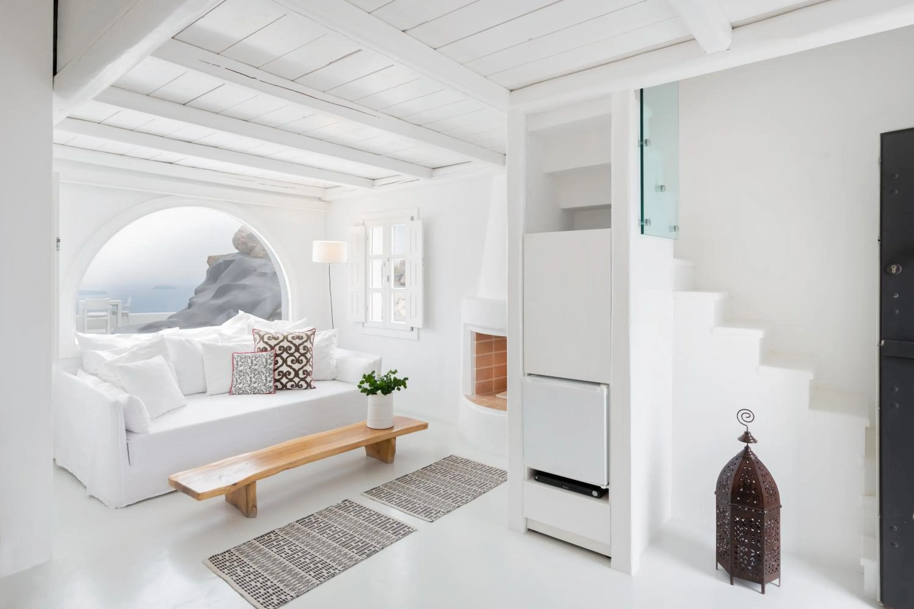 TV and multimedia, Bed in Aenaon Villas