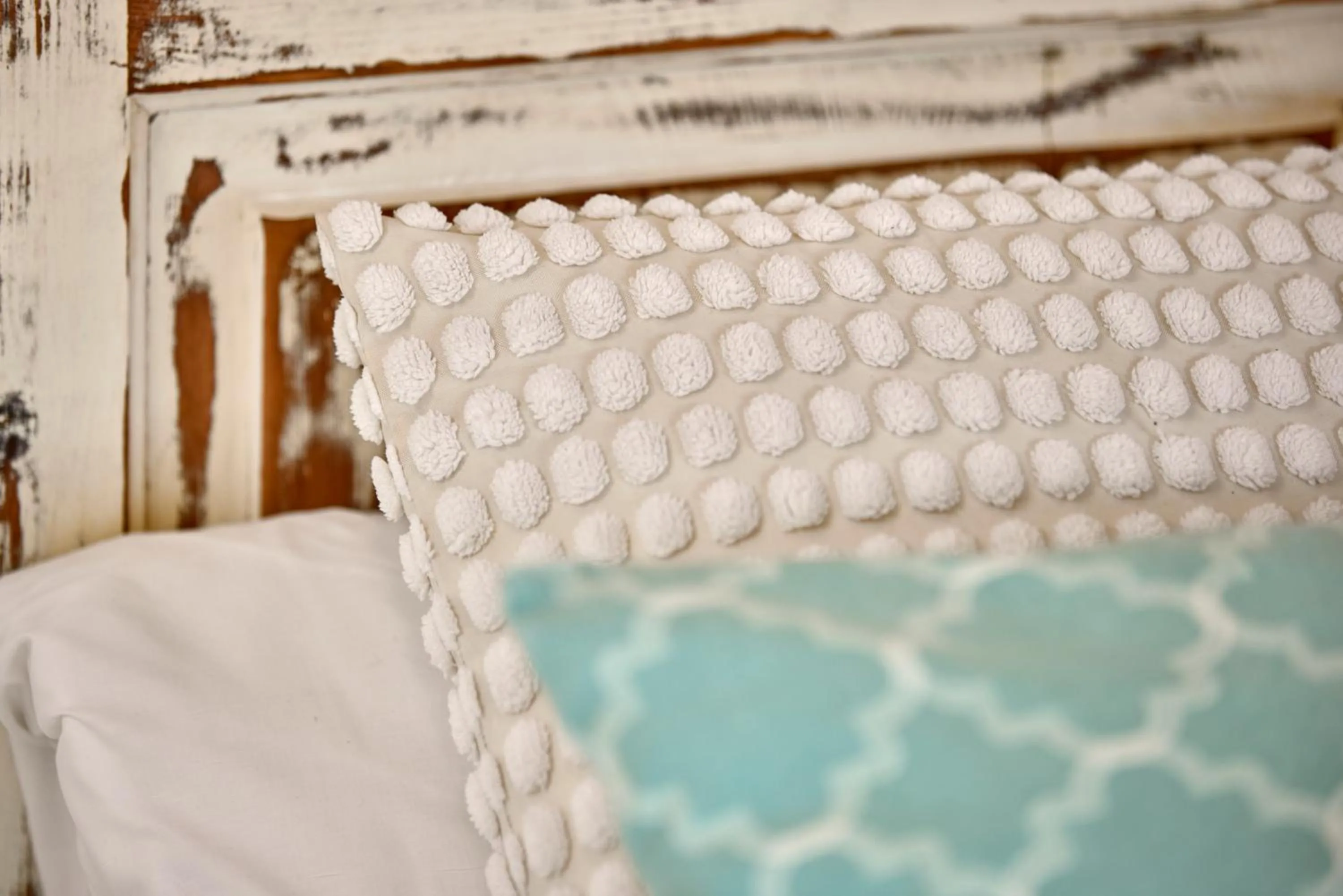 Decorative detail, Bed in Can Savella - Turismo de Interior