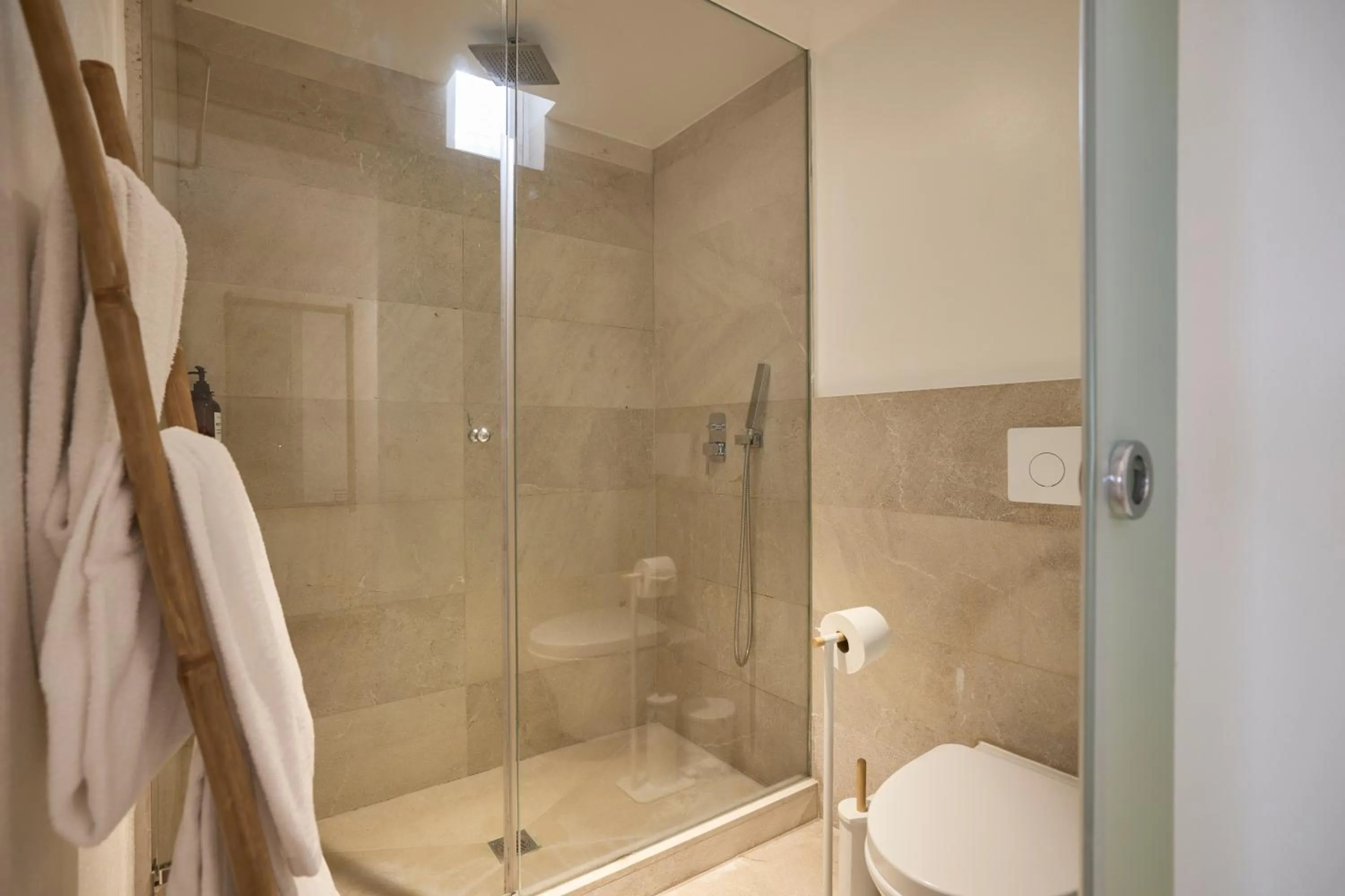 Bathroom in Can Savella - Turismo de Interior