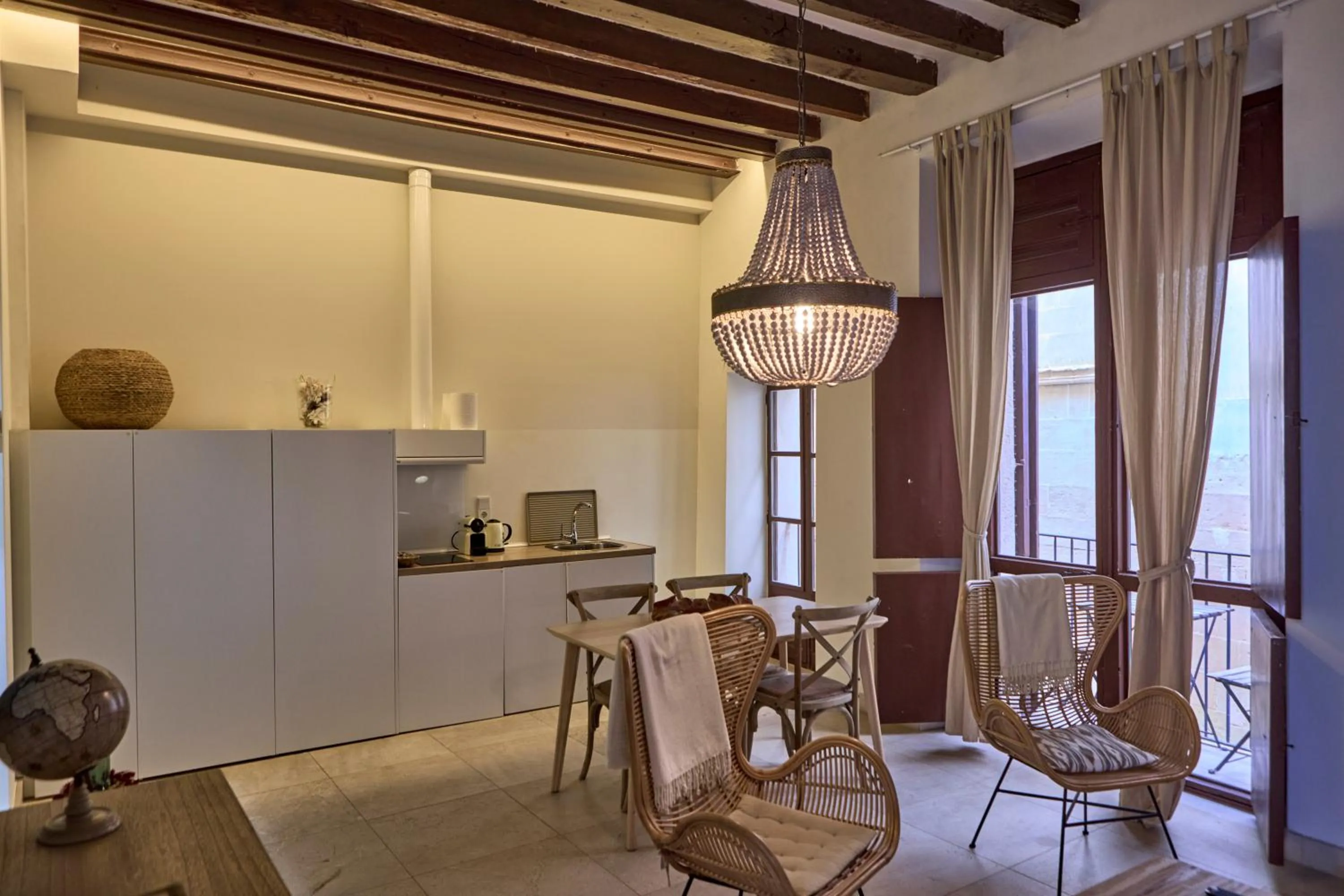 Kitchen or kitchenette in Can Savella - Turismo de Interior