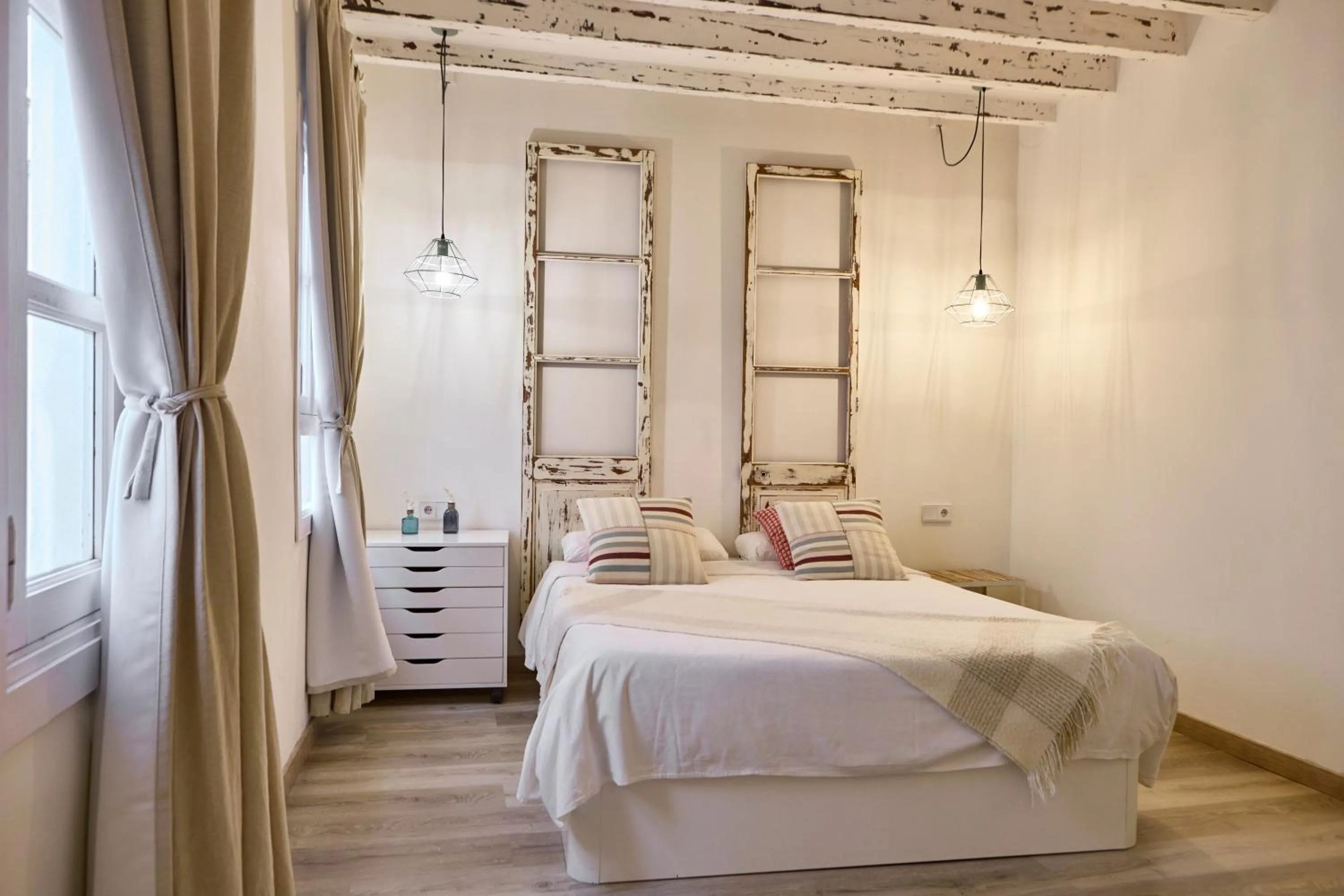 Bedroom, Bed in Can Savella - Turismo de Interior