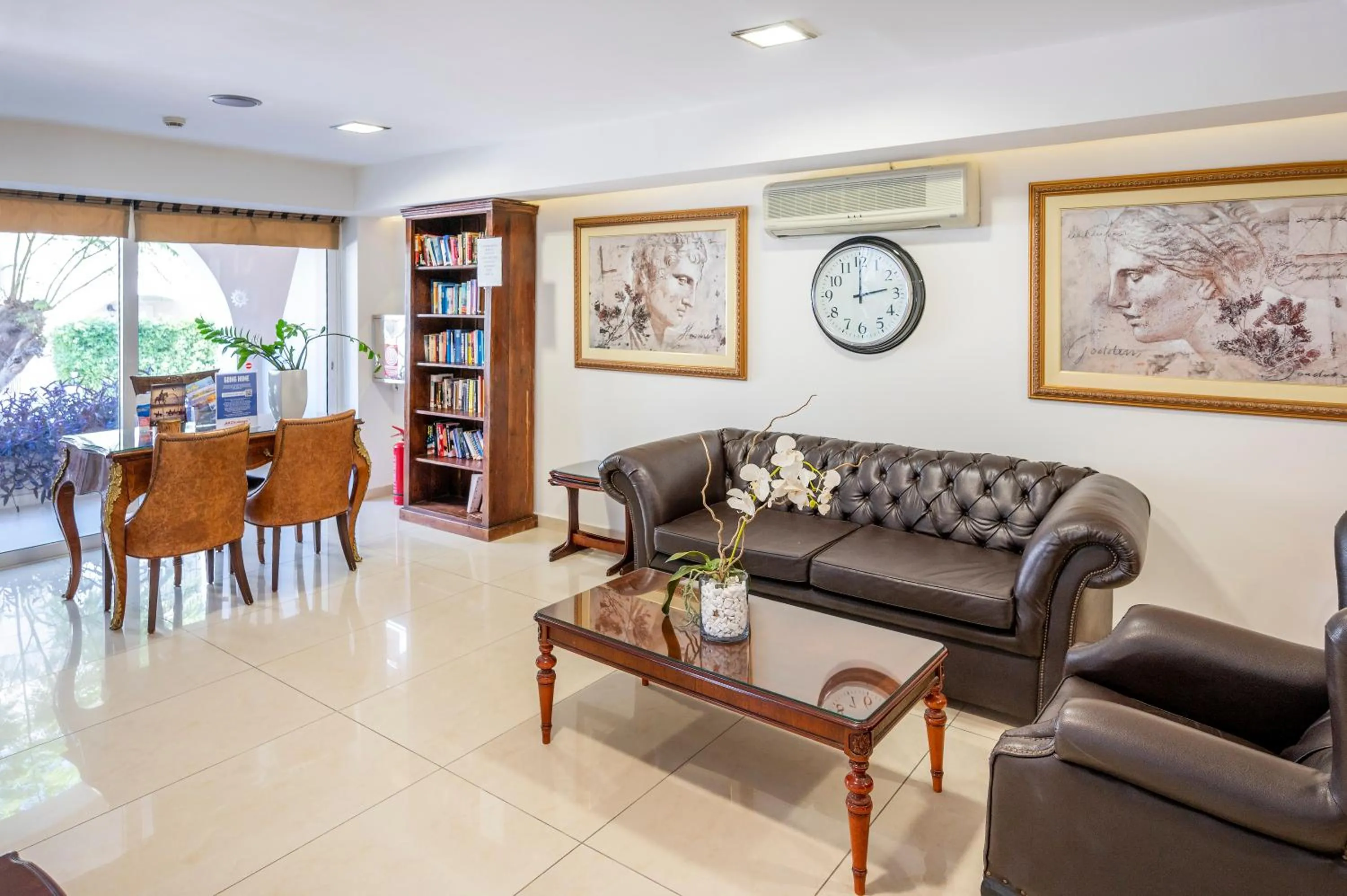 Peridis Family Resort