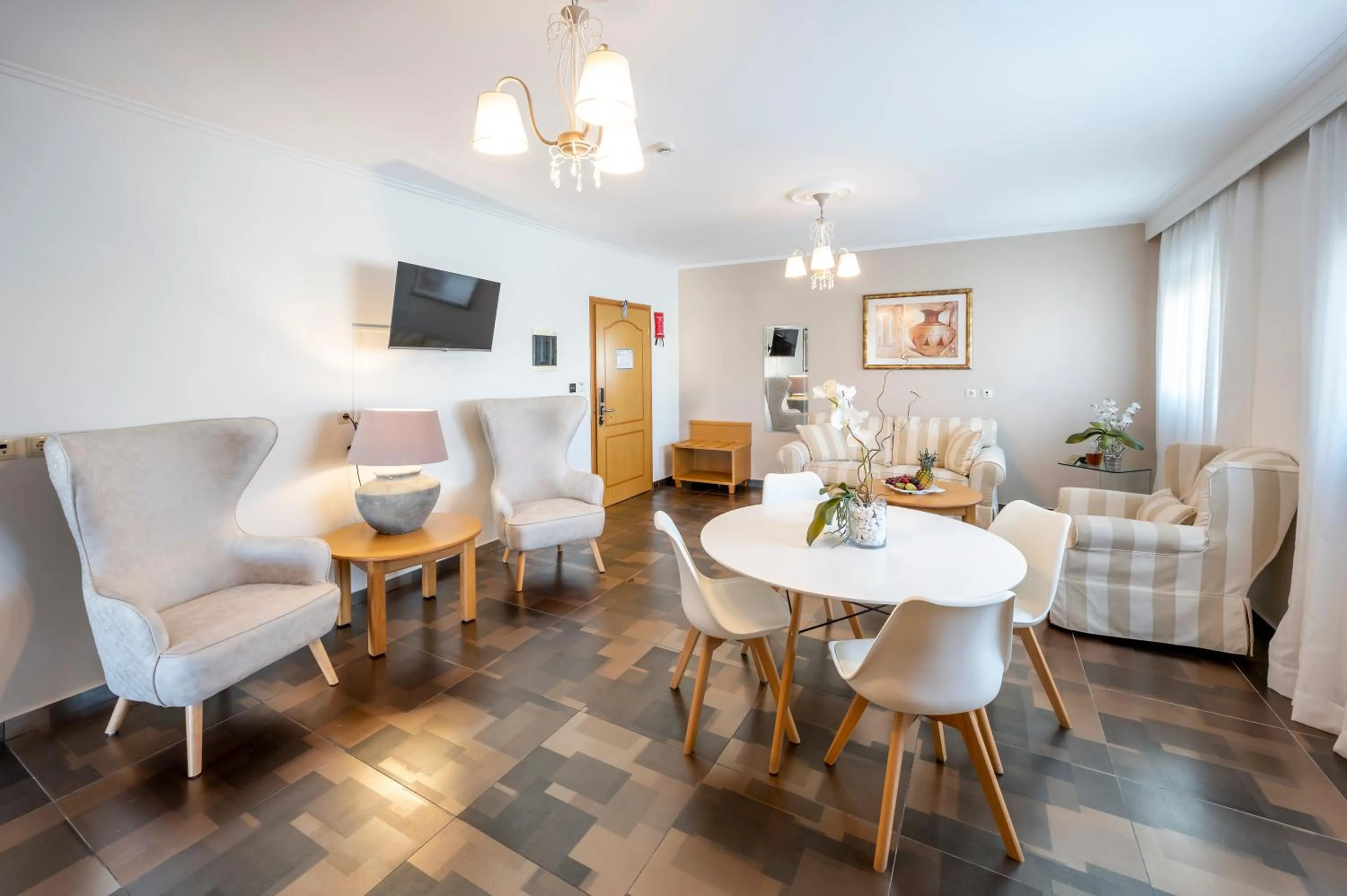 Peridis Family Resort