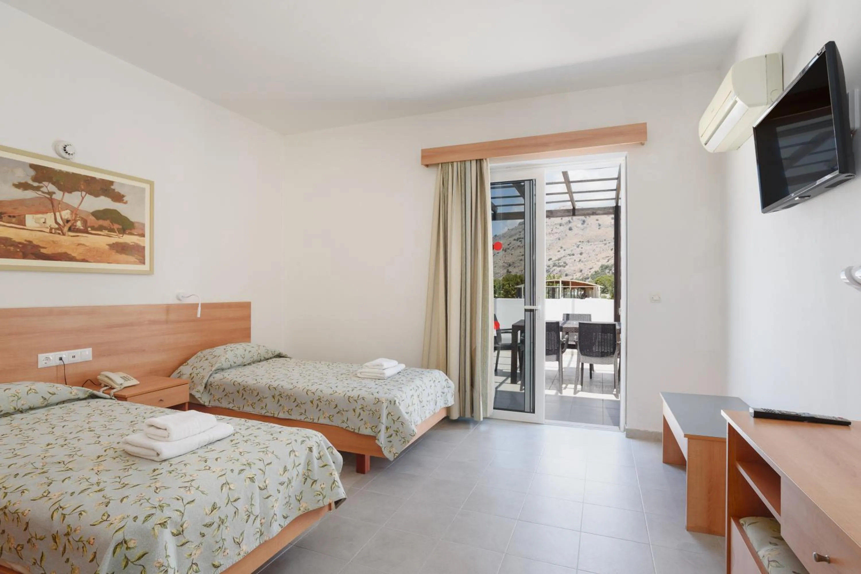 TV and multimedia, Bed in Matina Pefkos Aparthotel