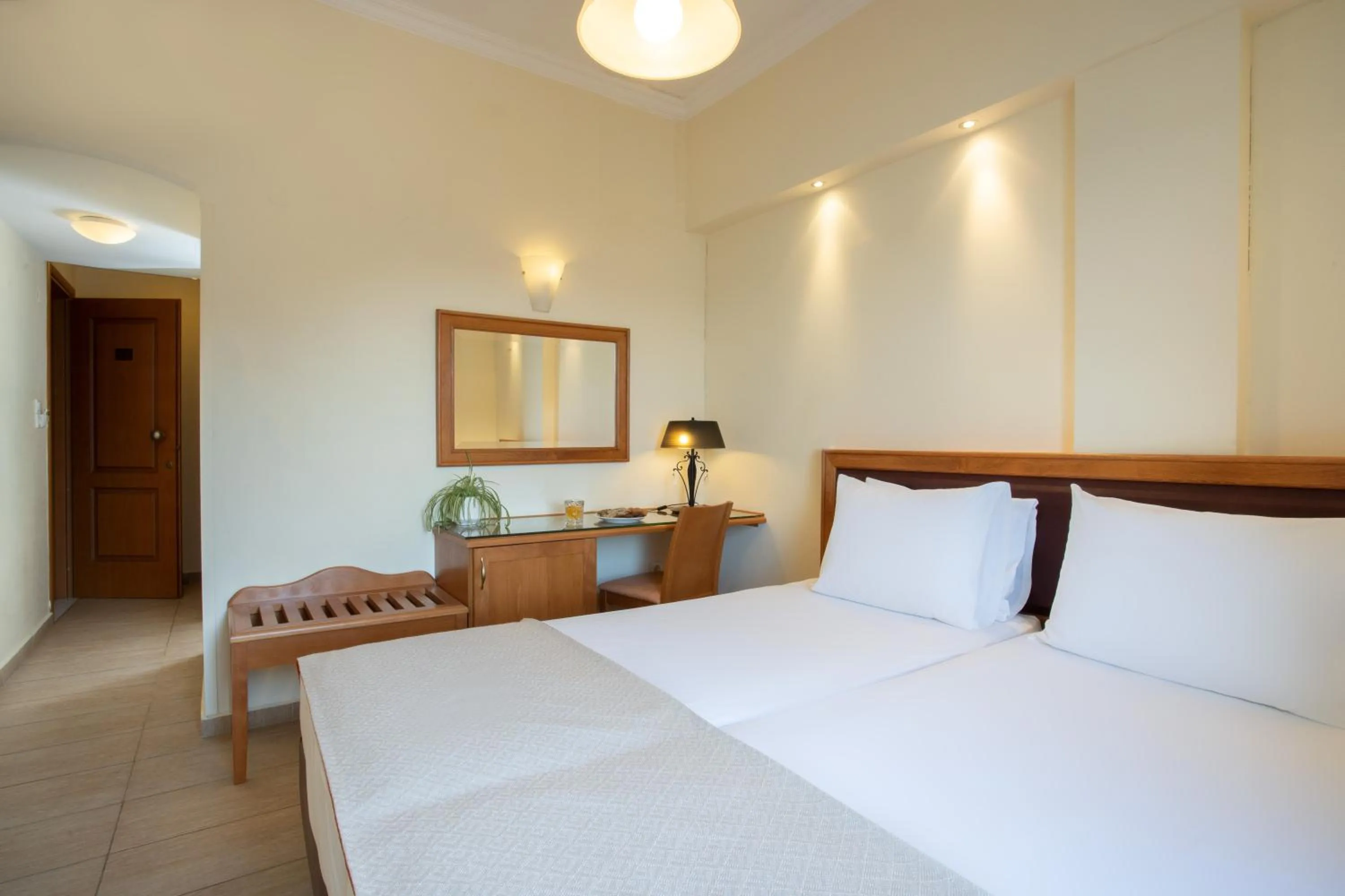 Photo of the whole room, Bed in Pantheon City Hotel