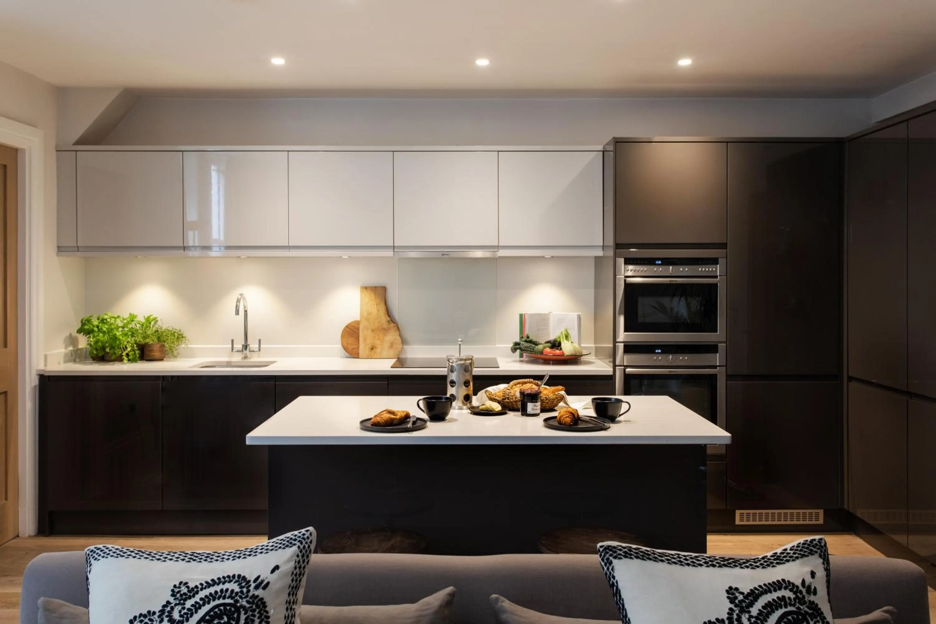 Kitchen or kitchenette in 56 Welbeck Street