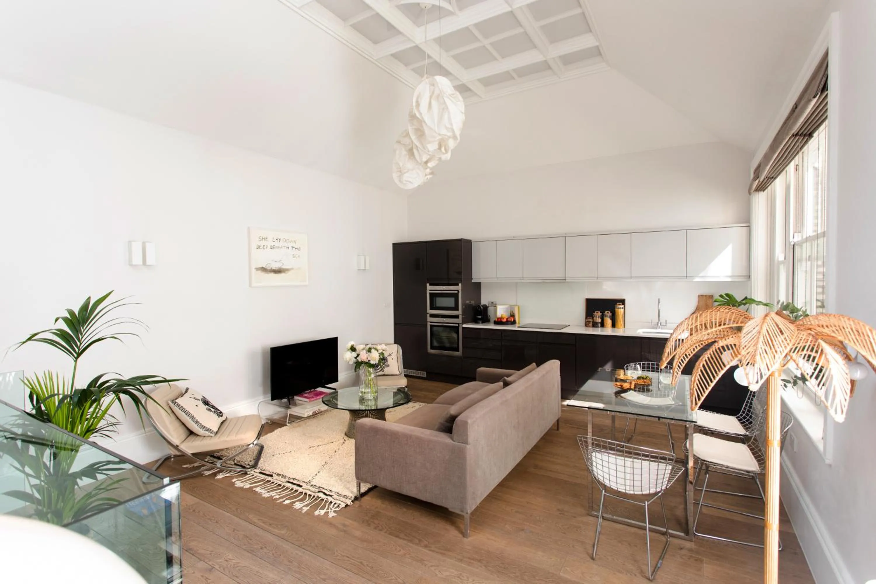 Communal lounge/ TV room in 56 Welbeck Street