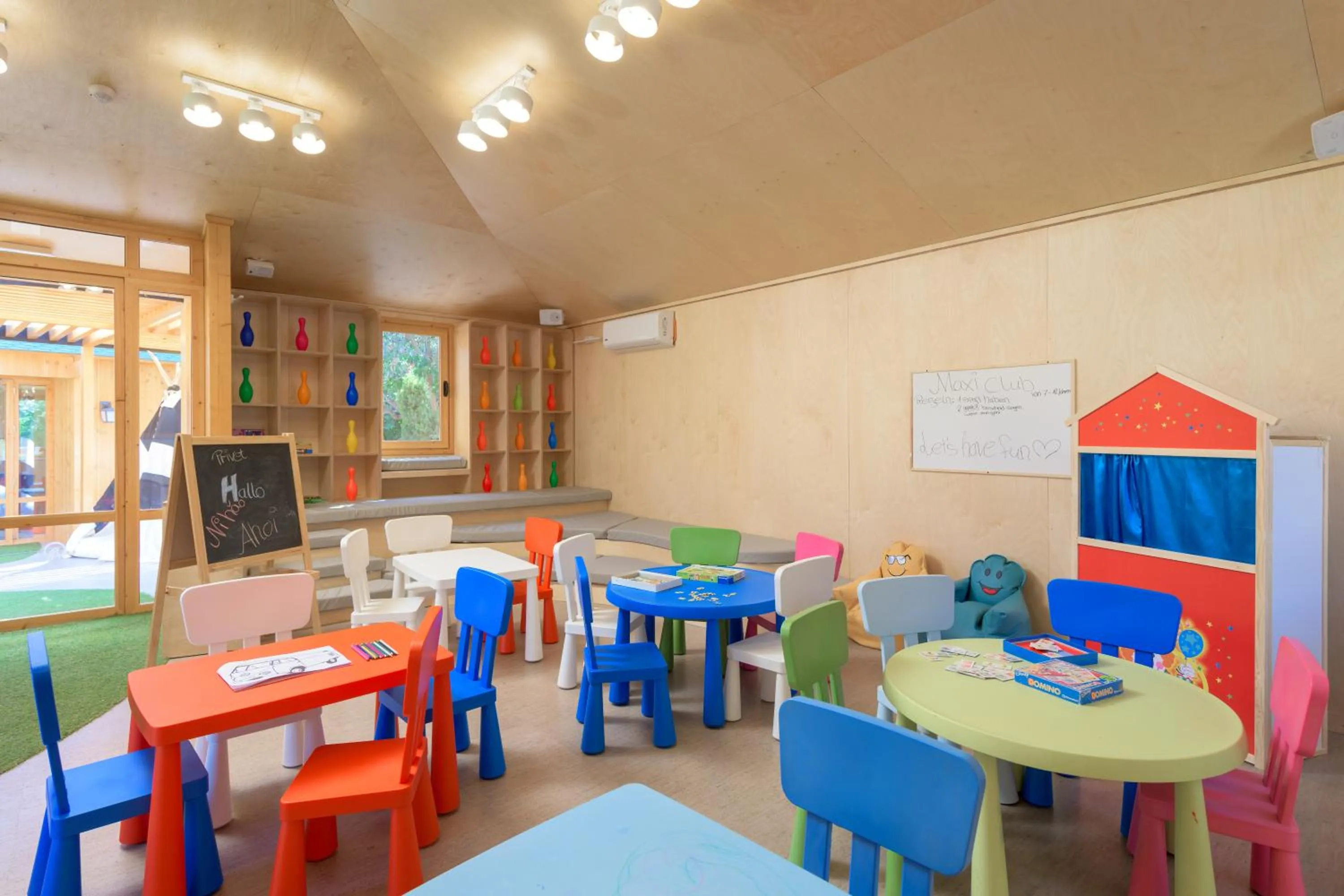 Kids's club in Porto Angeli