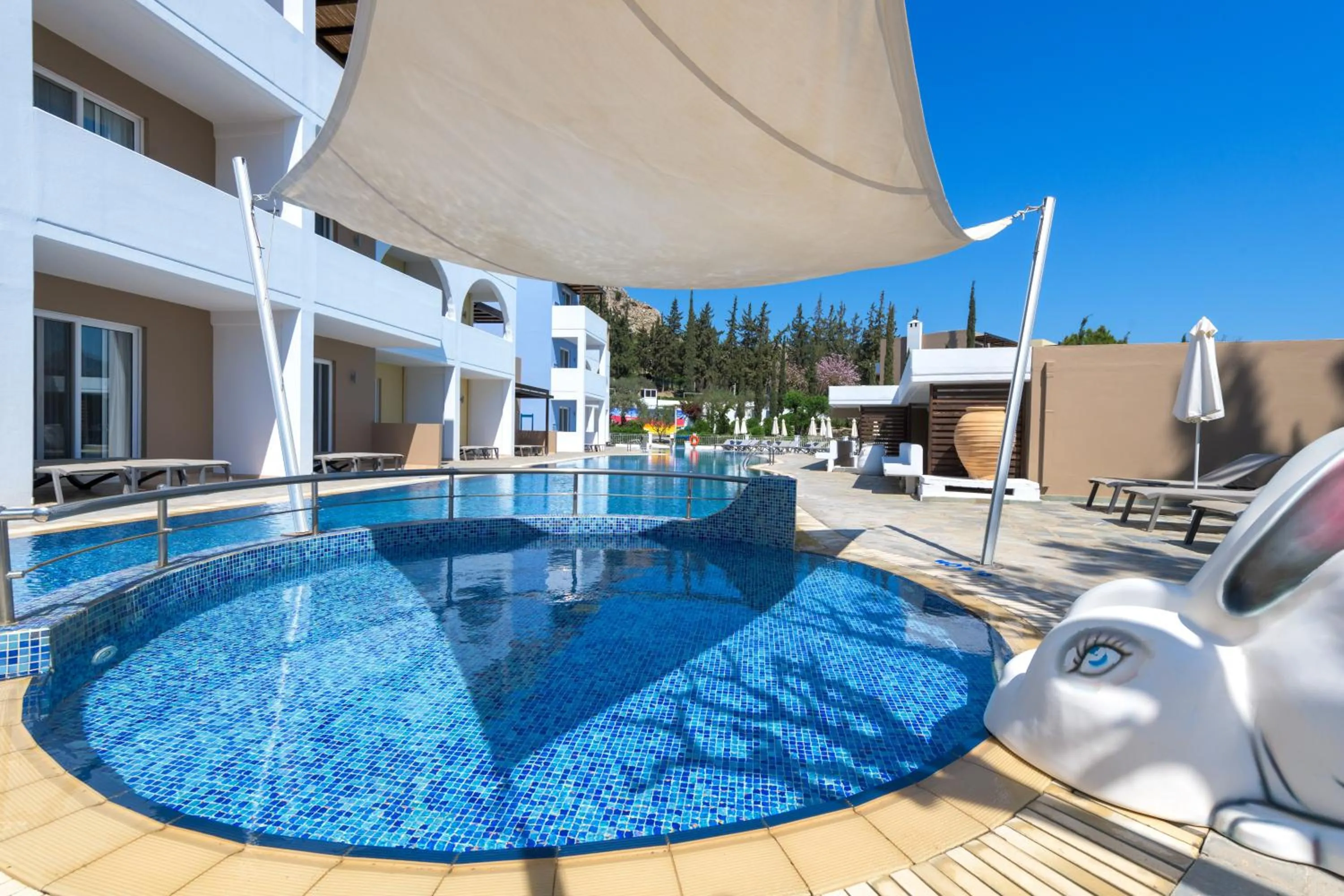 Swimming pool in Porto Angeli
