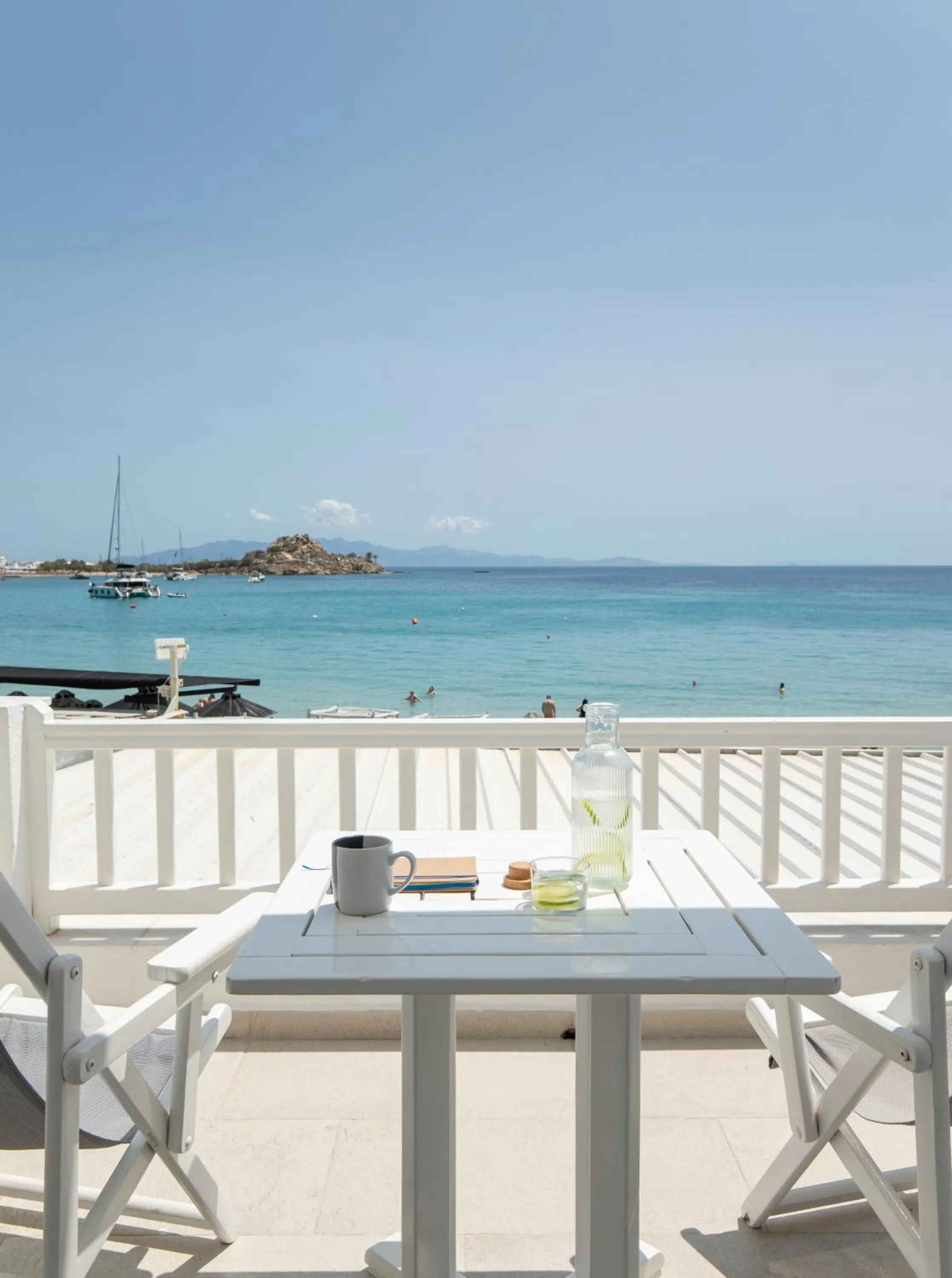Balcony/Terrace in Acrogiali Beachfront Hotel Mykonos