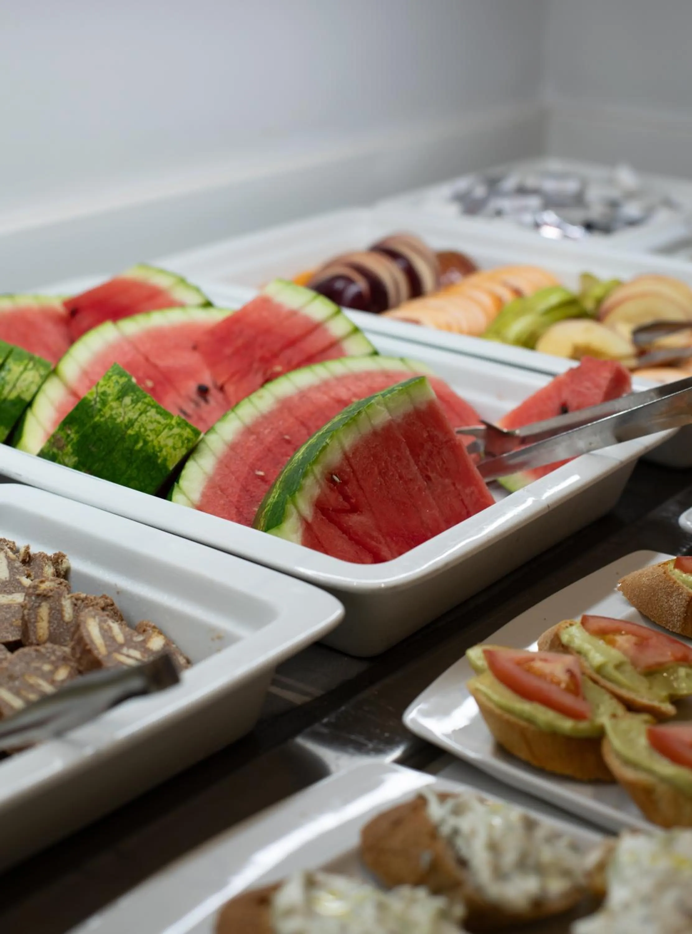 Food and drinks in Acrogiali Beachfront Hotel Mykonos