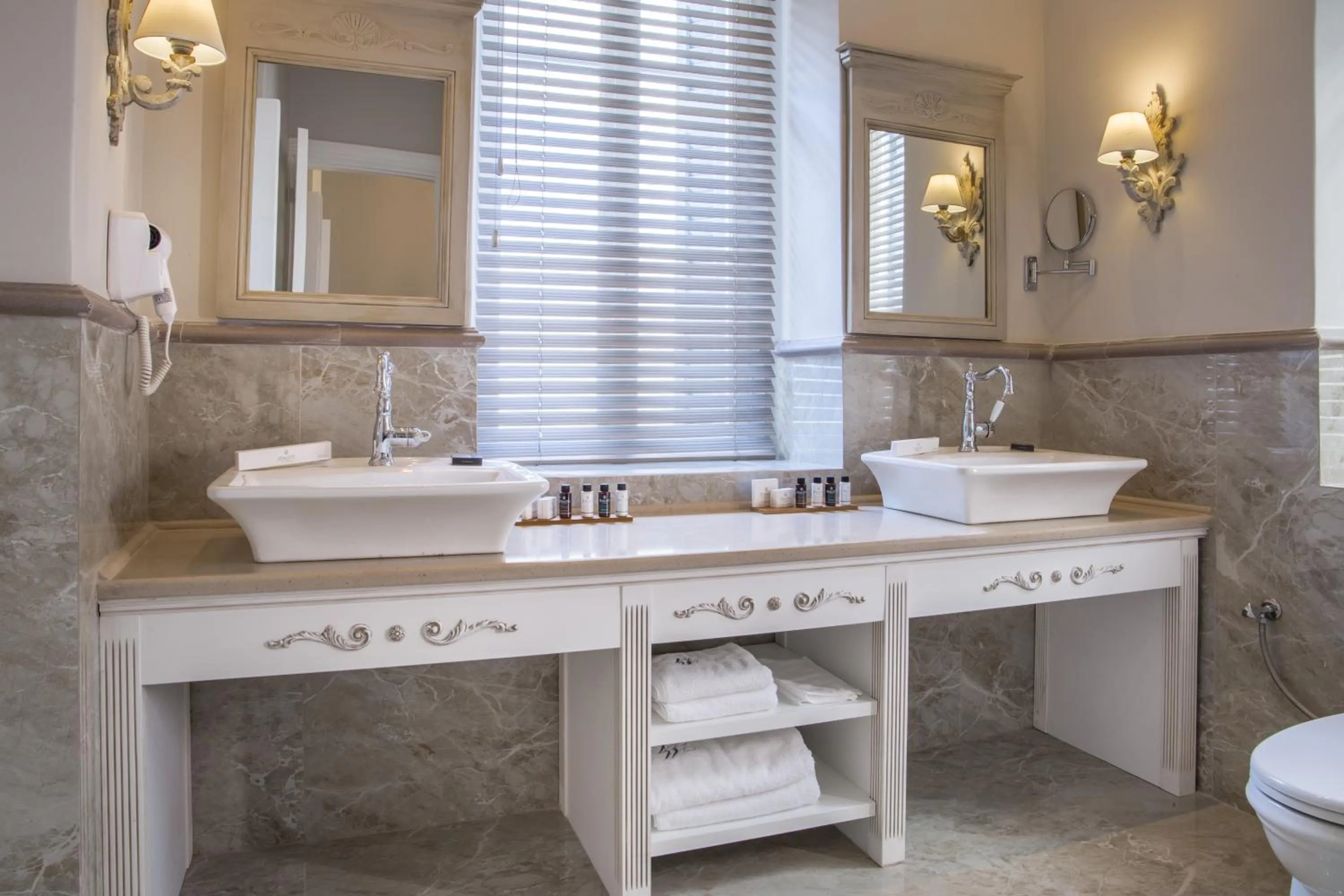 Bathroom in Micra Anglia Boutique Hotel & Spa