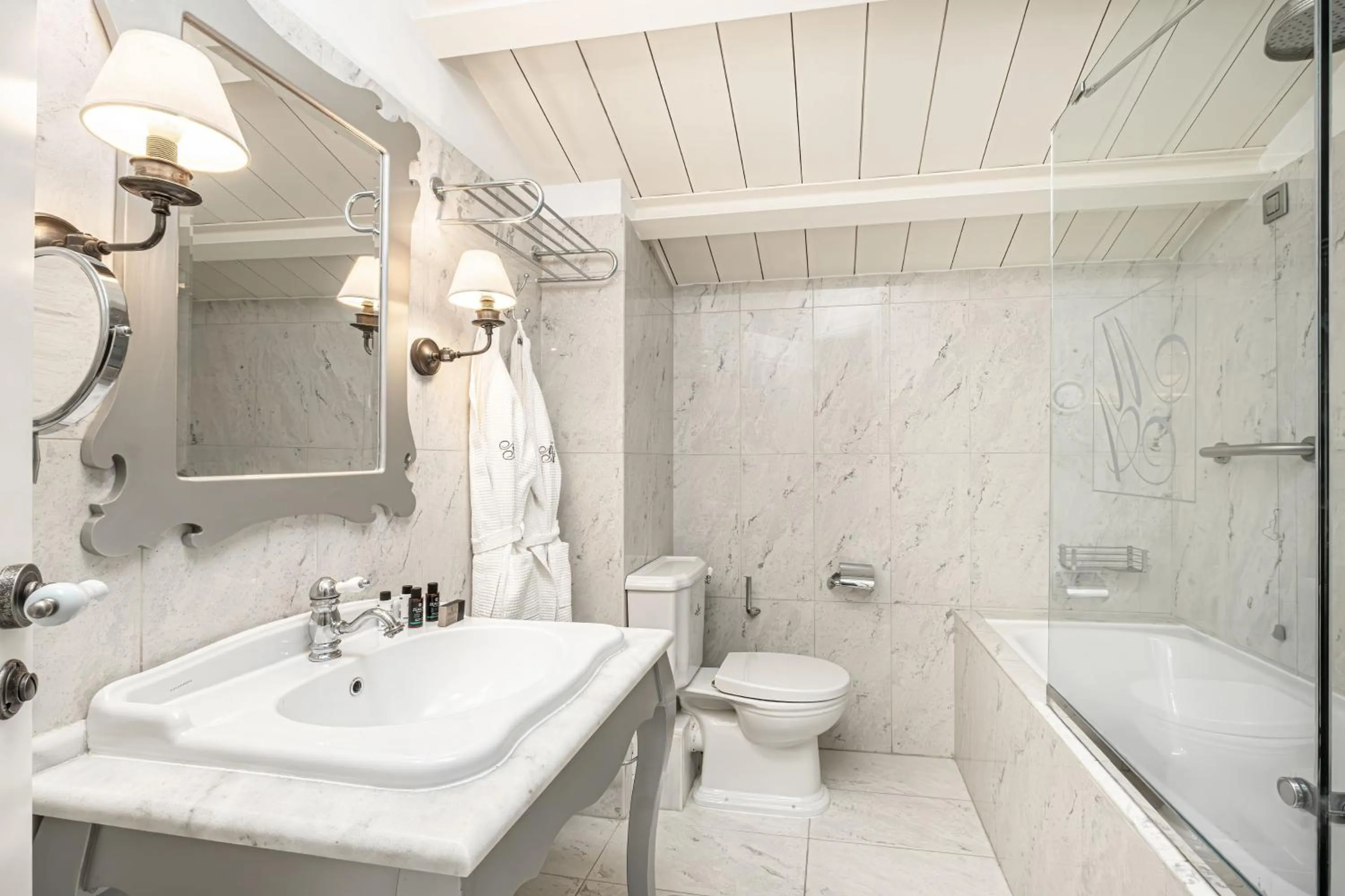 Bathroom in Micra Anglia Boutique Hotel & Spa