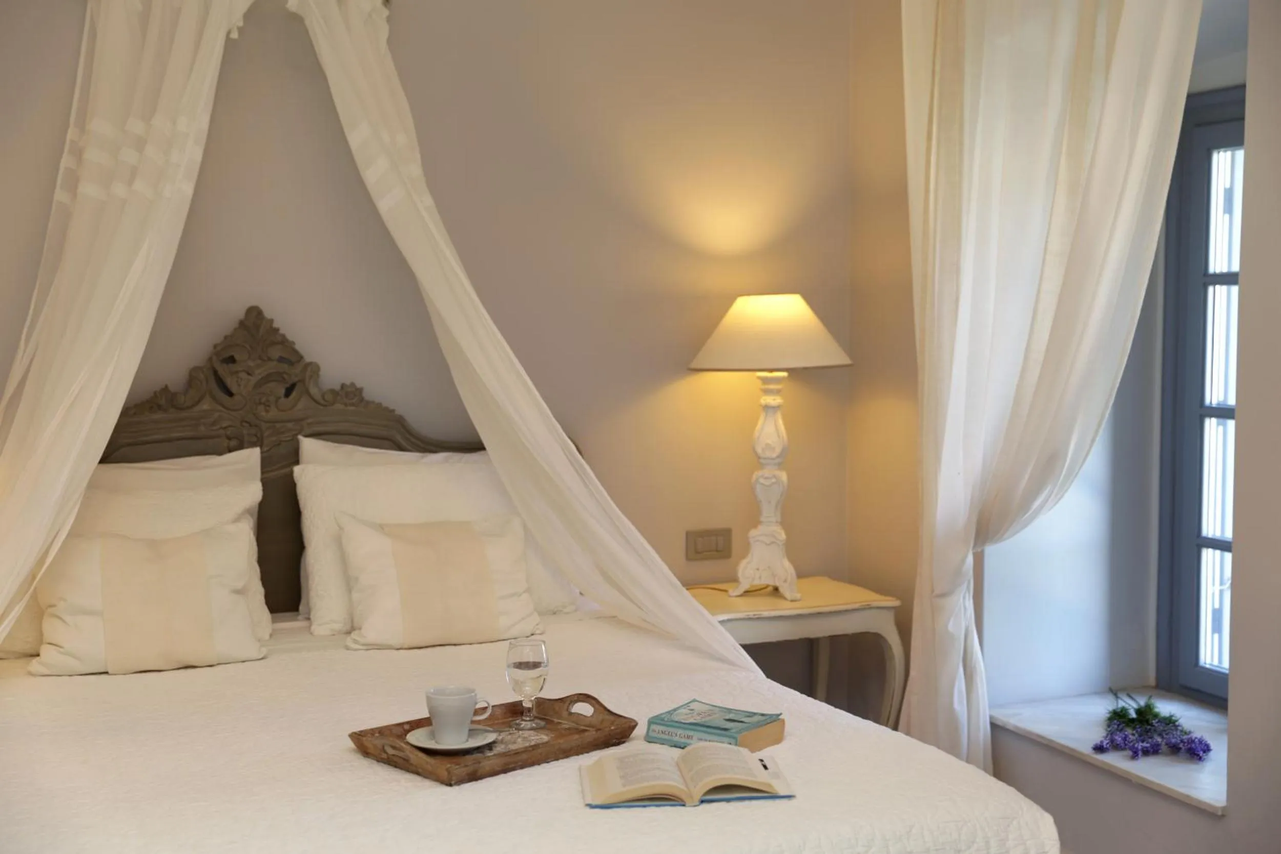 Bed in Micra Anglia Boutique Hotel & Spa