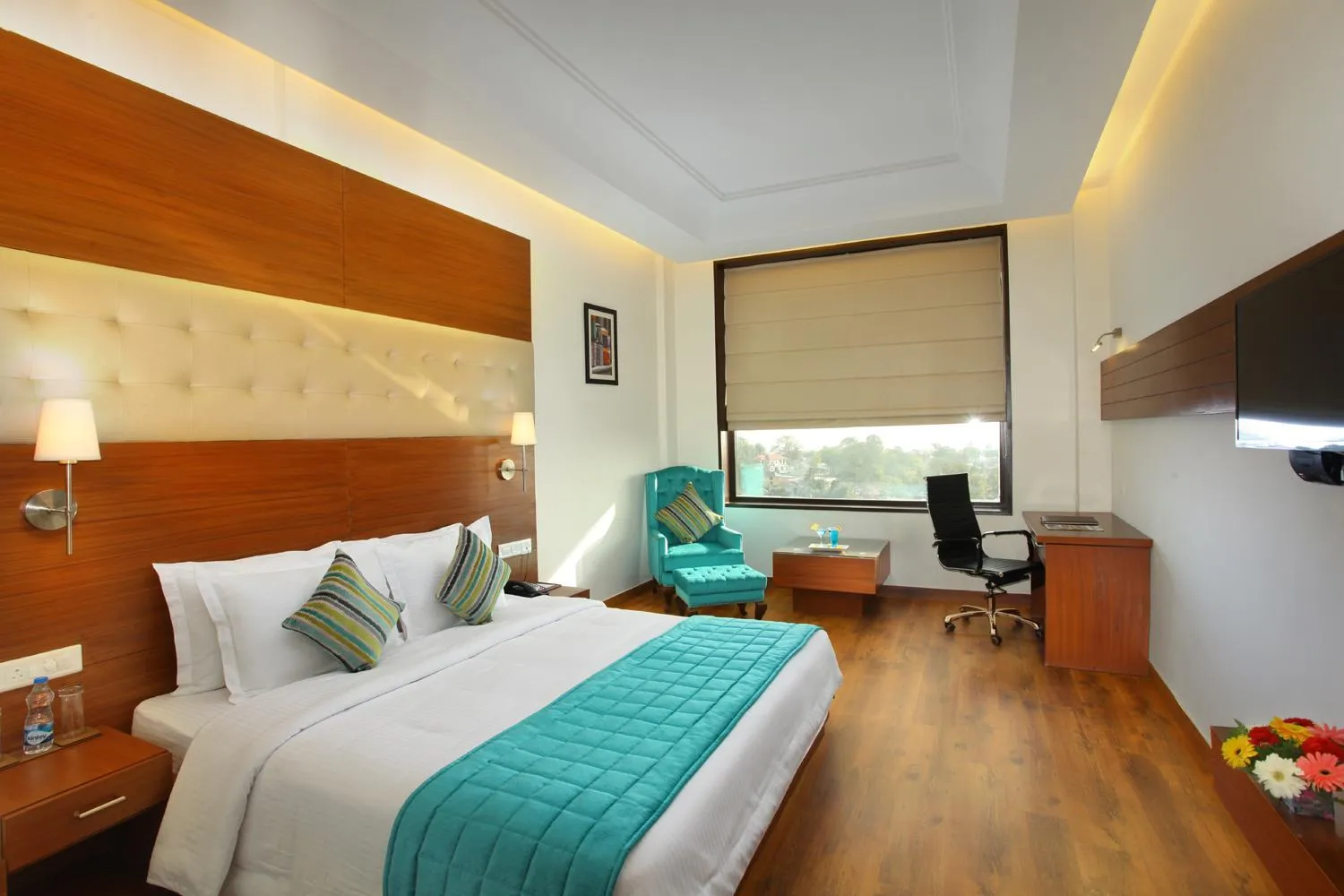 Bed in RS Sarovar Portico