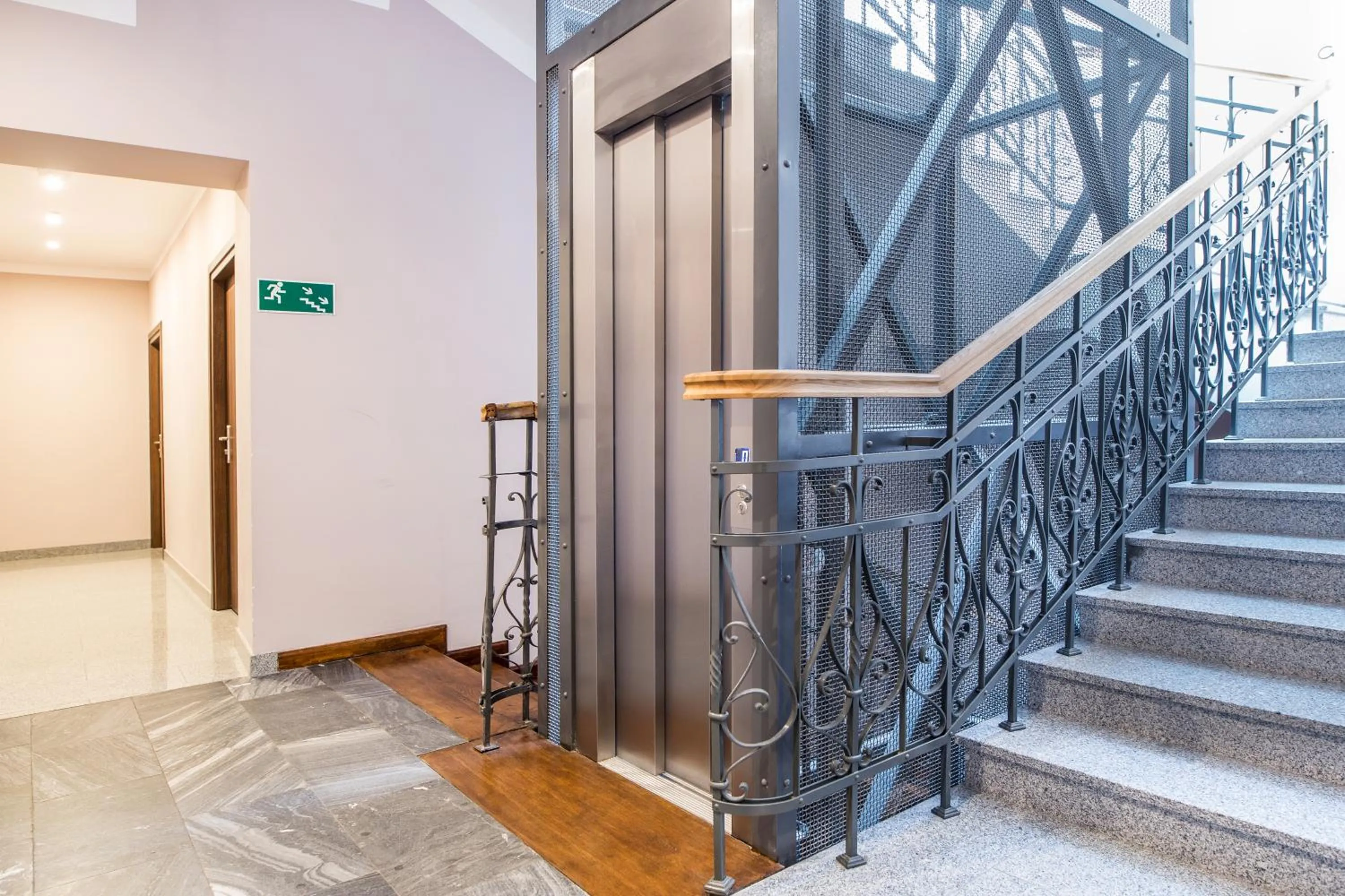 elevator in Aparthotel Old Town