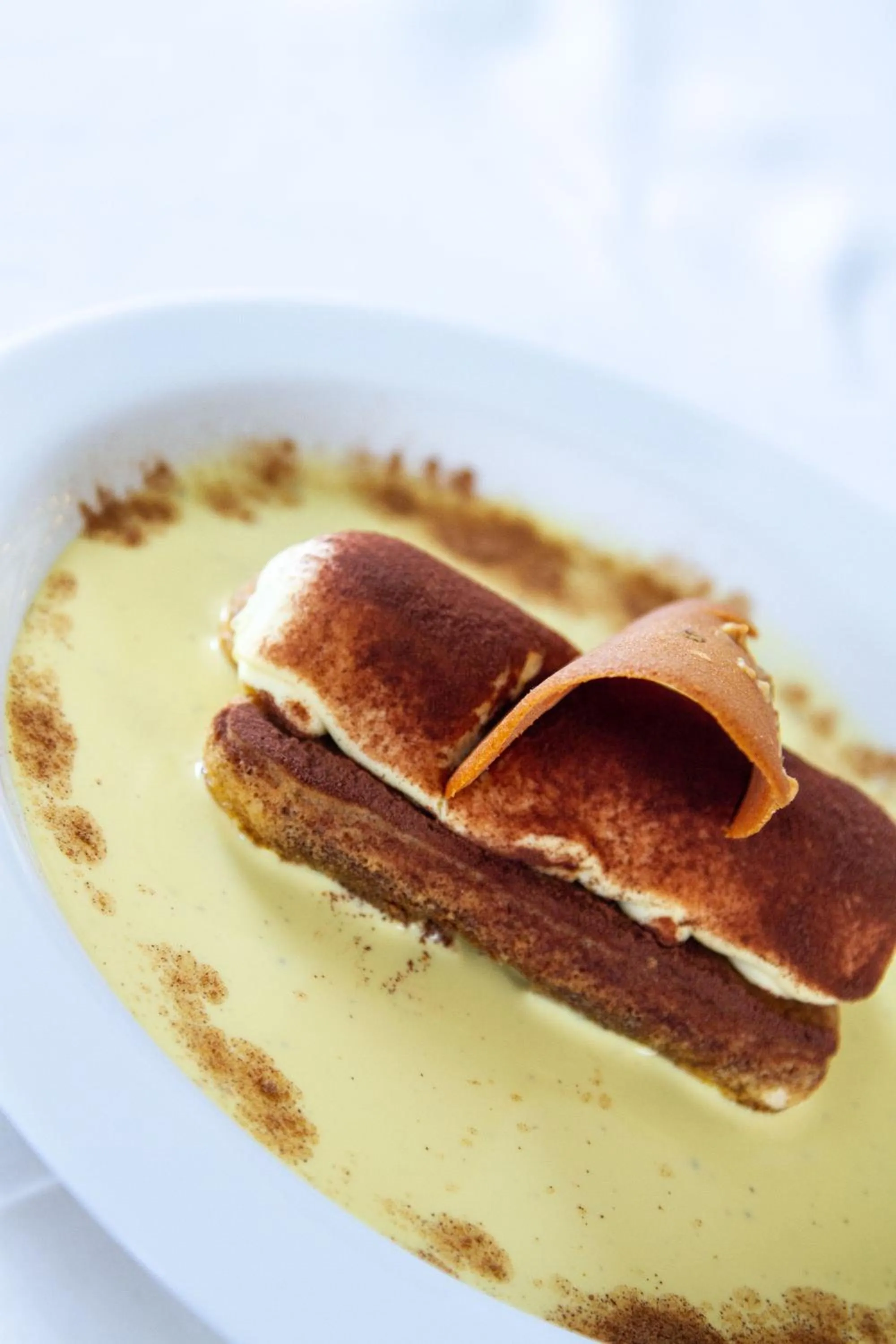 Restaurant/places to eat in Hotel Azar