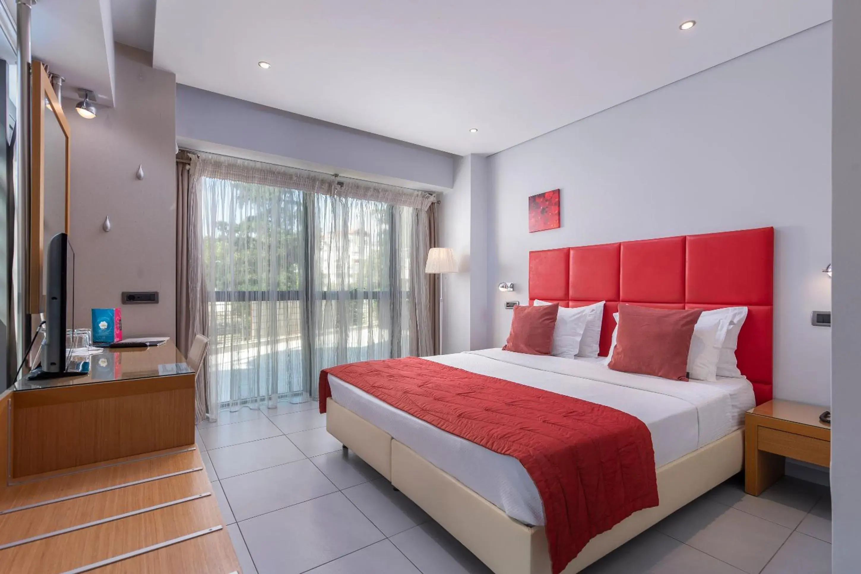 Deluxe Double Room - single occupancy in Habitat Hotel Deluxe Double Room - single occupancy in Habitat Hotel