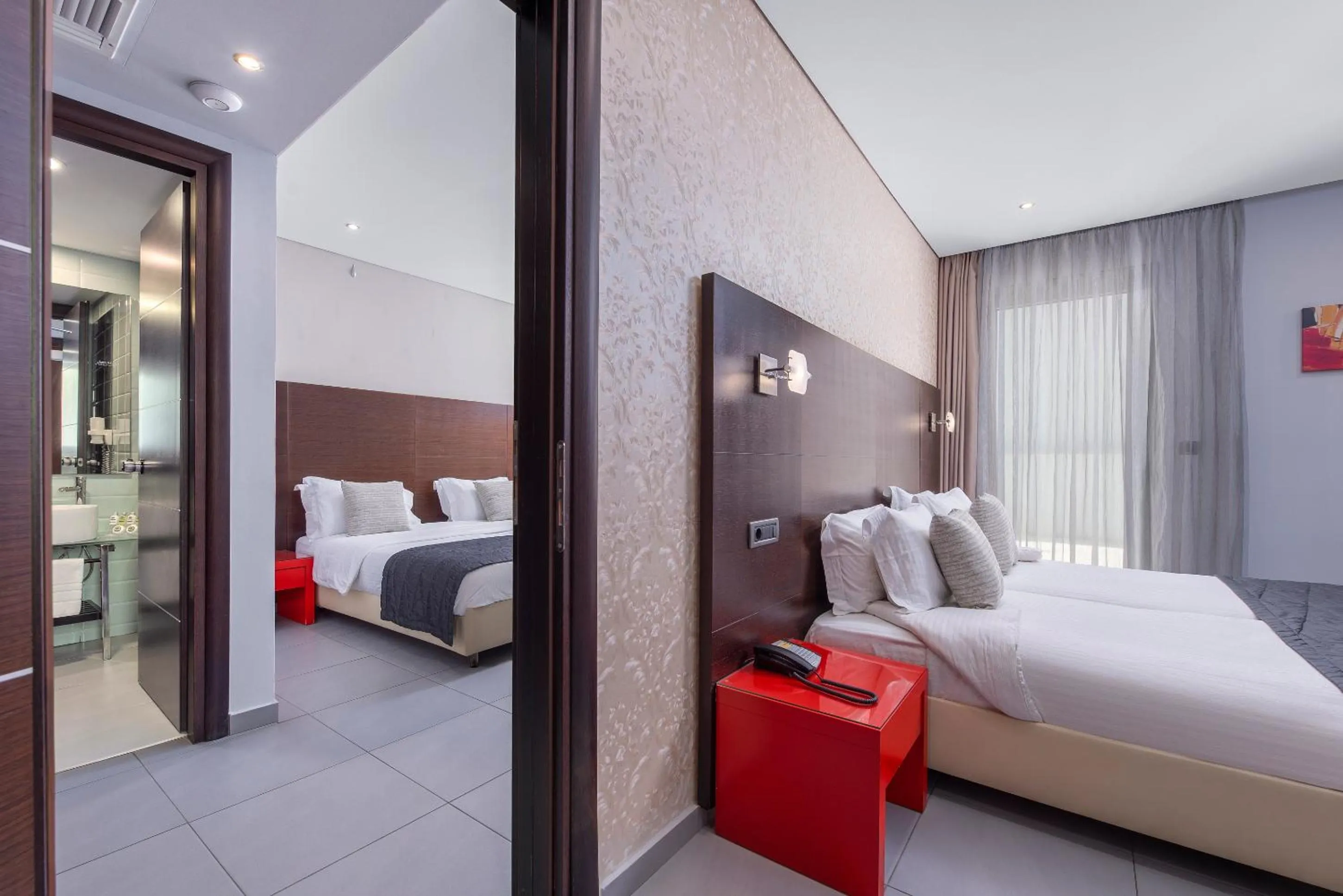 Bedroom, Bed in Habitat Hotel
