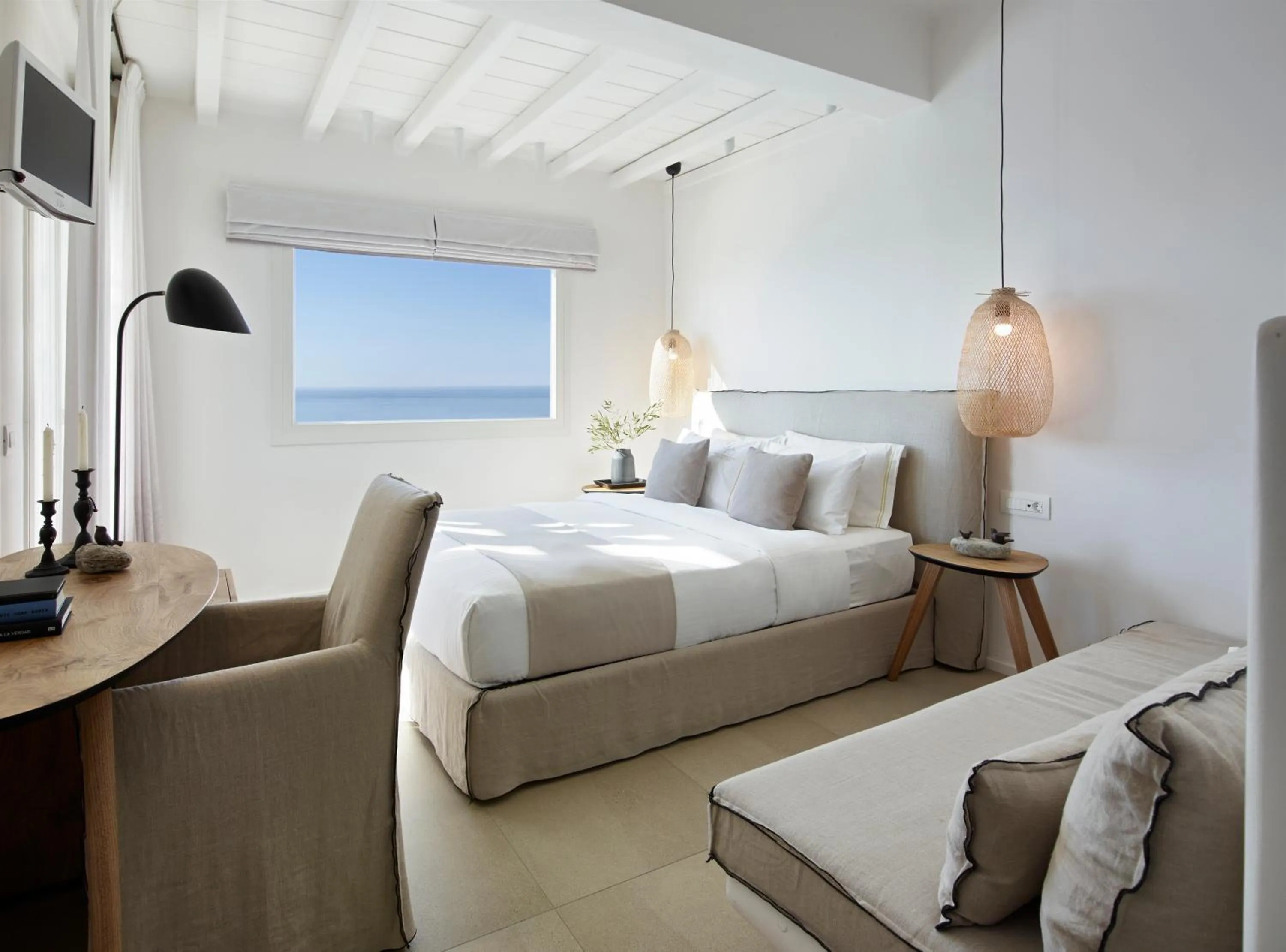 Photo of the whole room, Bed in Vencia Boutique Hotel