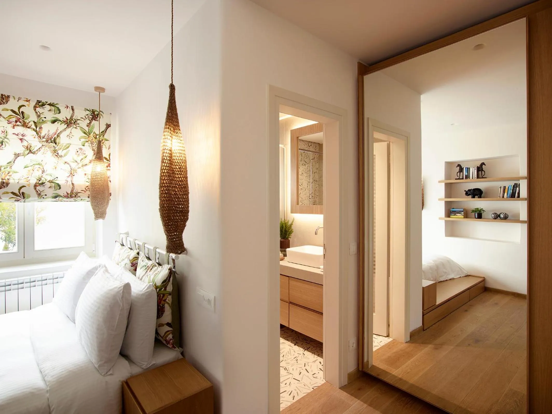 Bedroom, Bed in Vencia Boutique Hotel