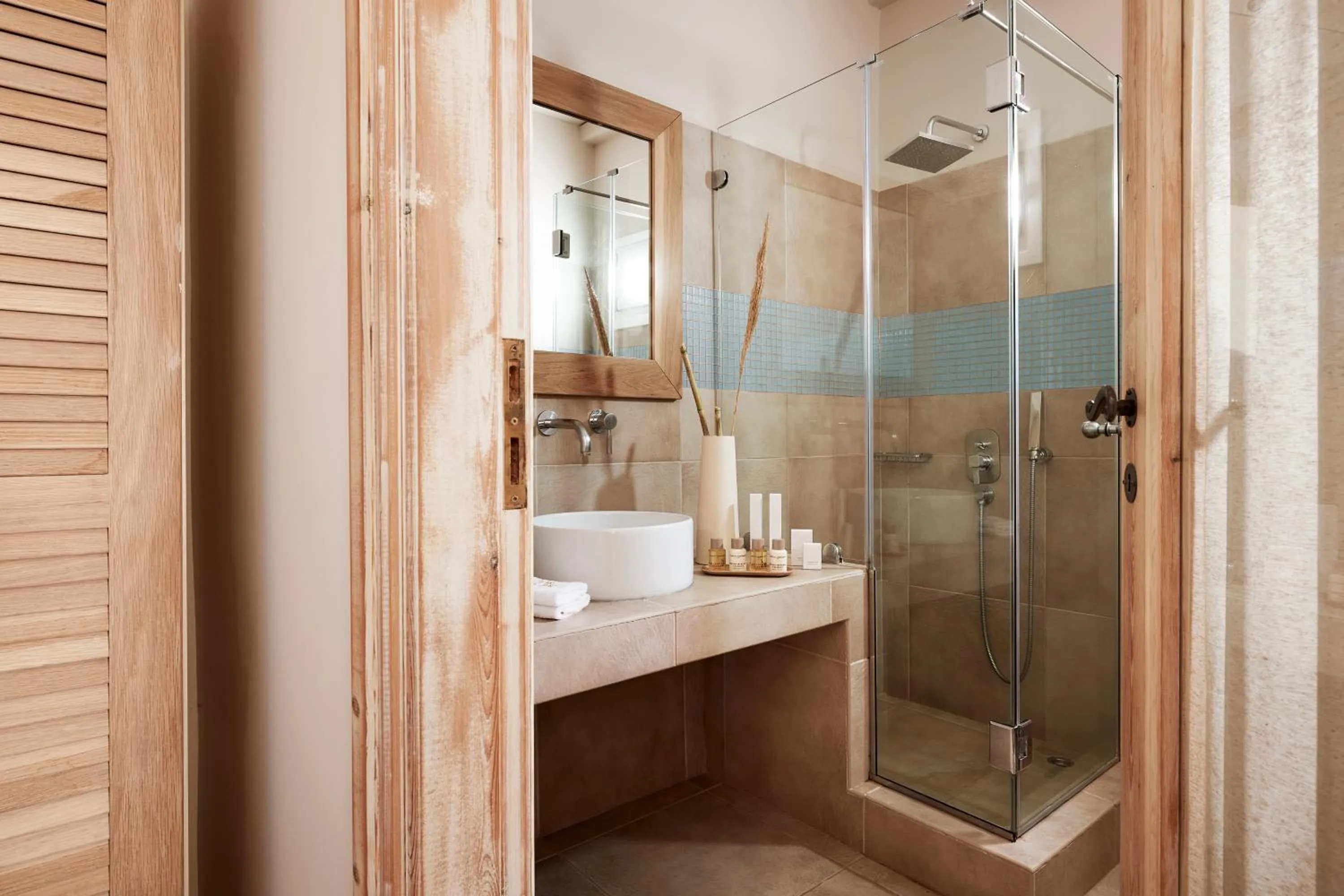 Bathroom in Vencia Boutique Hotel