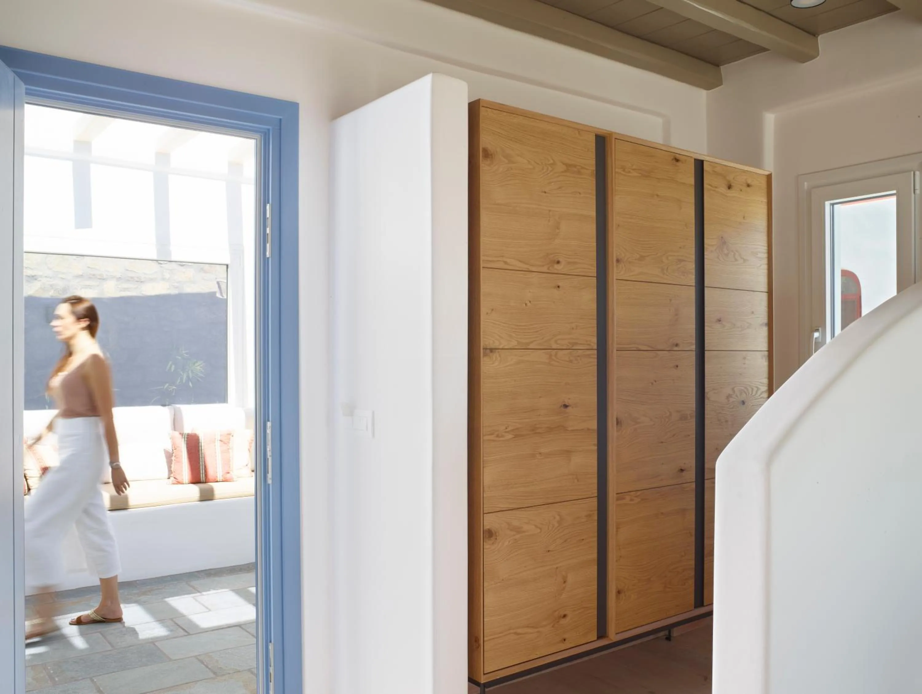 wardrobe in Vencia Boutique Hotel