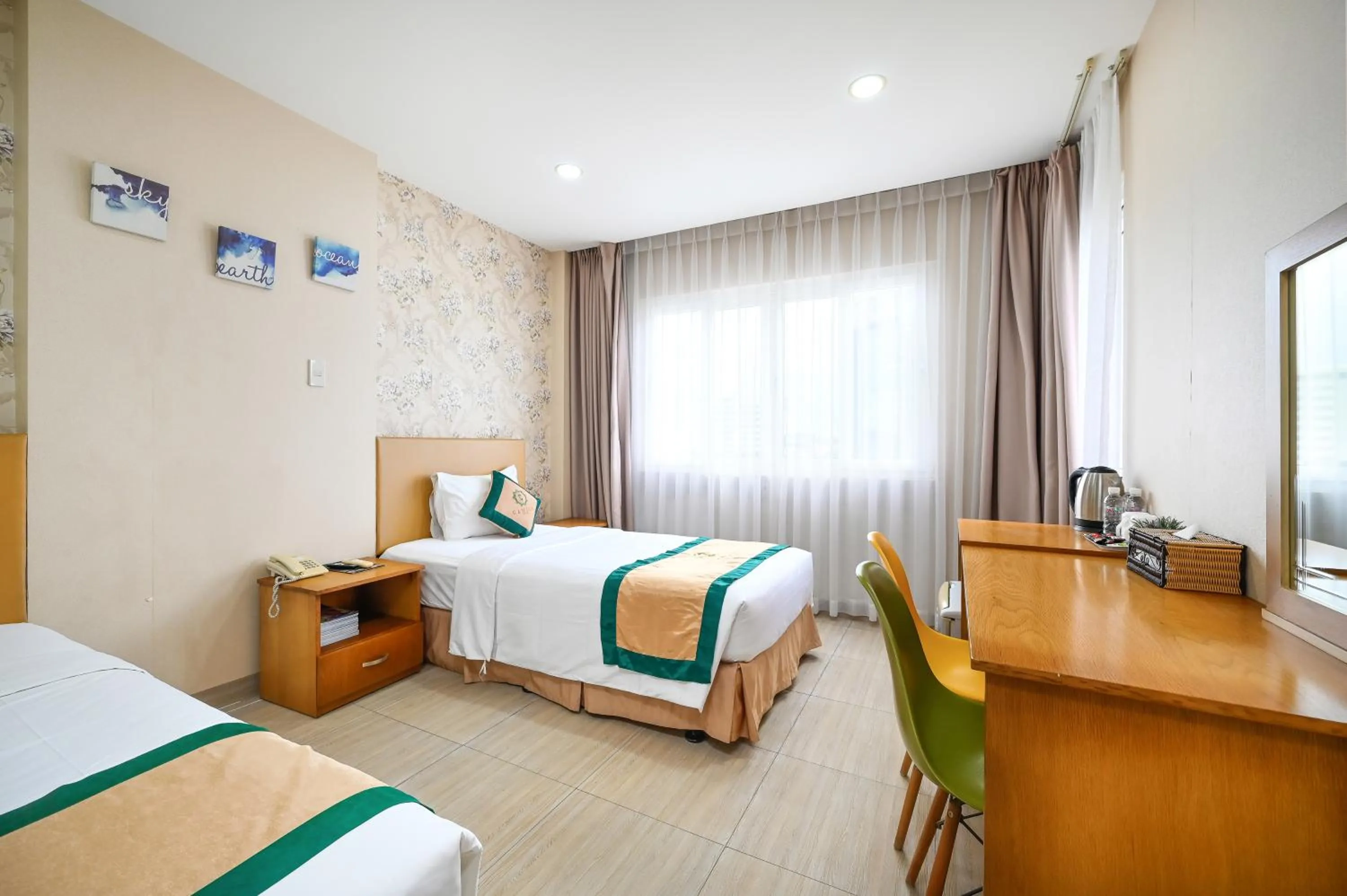 Photo of the whole room, Bed in Camila Airport Hotel