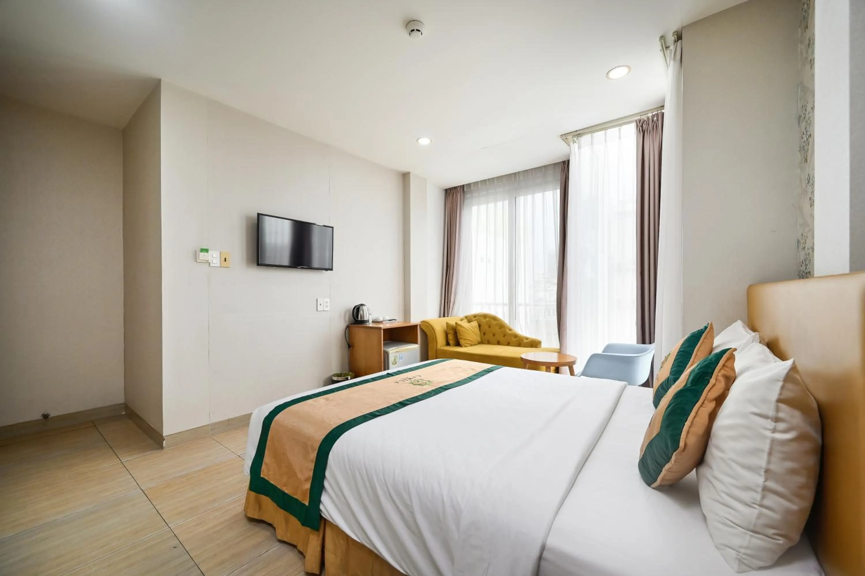 Bed in Camila Airport Hotel