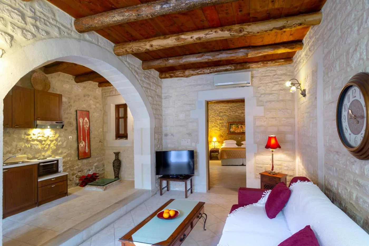 Living room, Bed in Casa Moazzo Suites and Apartments