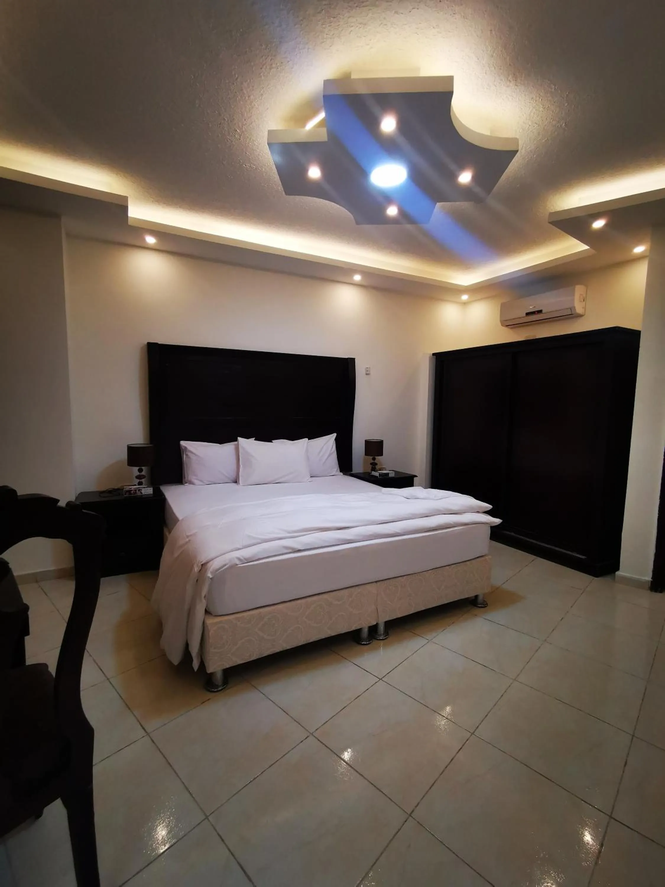 Bed in Al Fakher Hotel Apartments & Suites