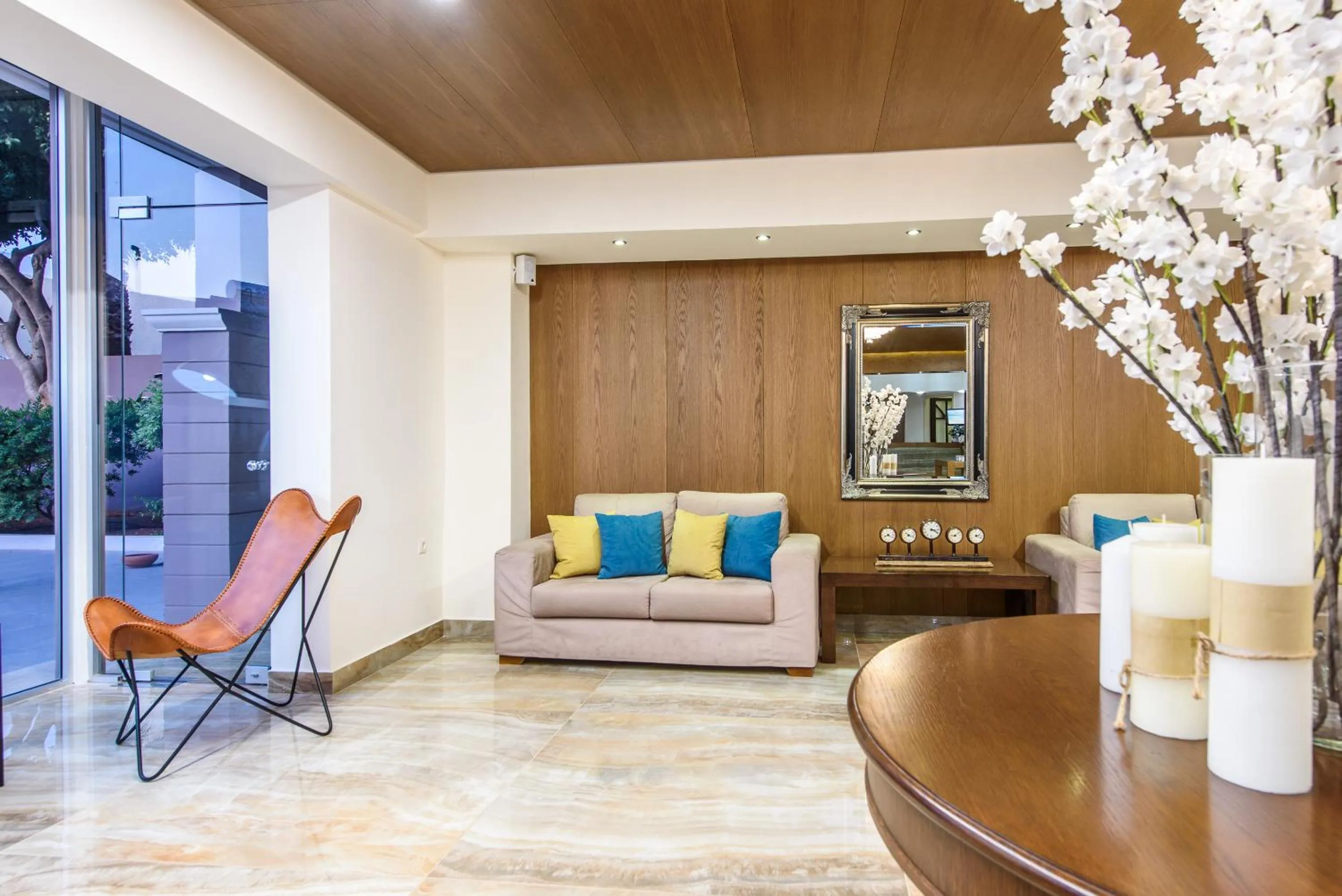 Living room in Eurohotel Katrin Hotel & Bungalows