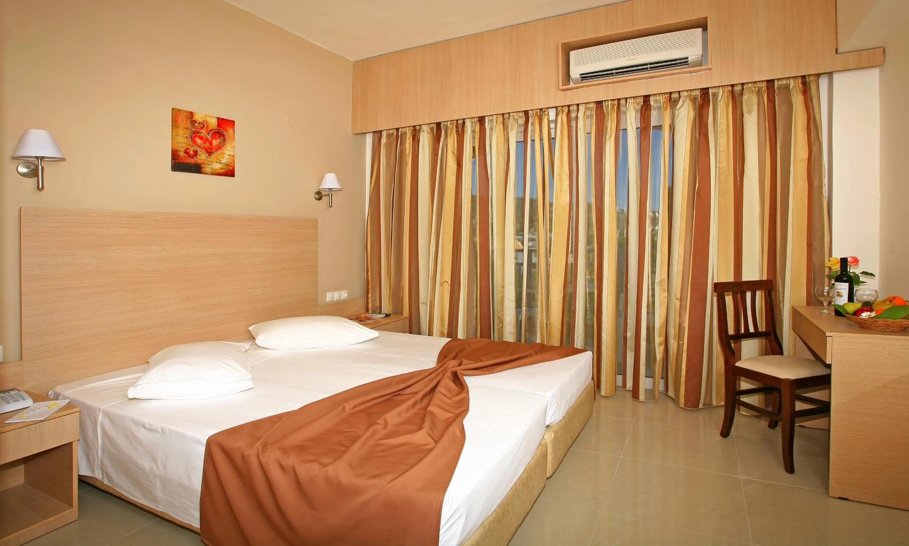 Photo of the whole room in Eurohotel Katrin Hotel & Bungalows