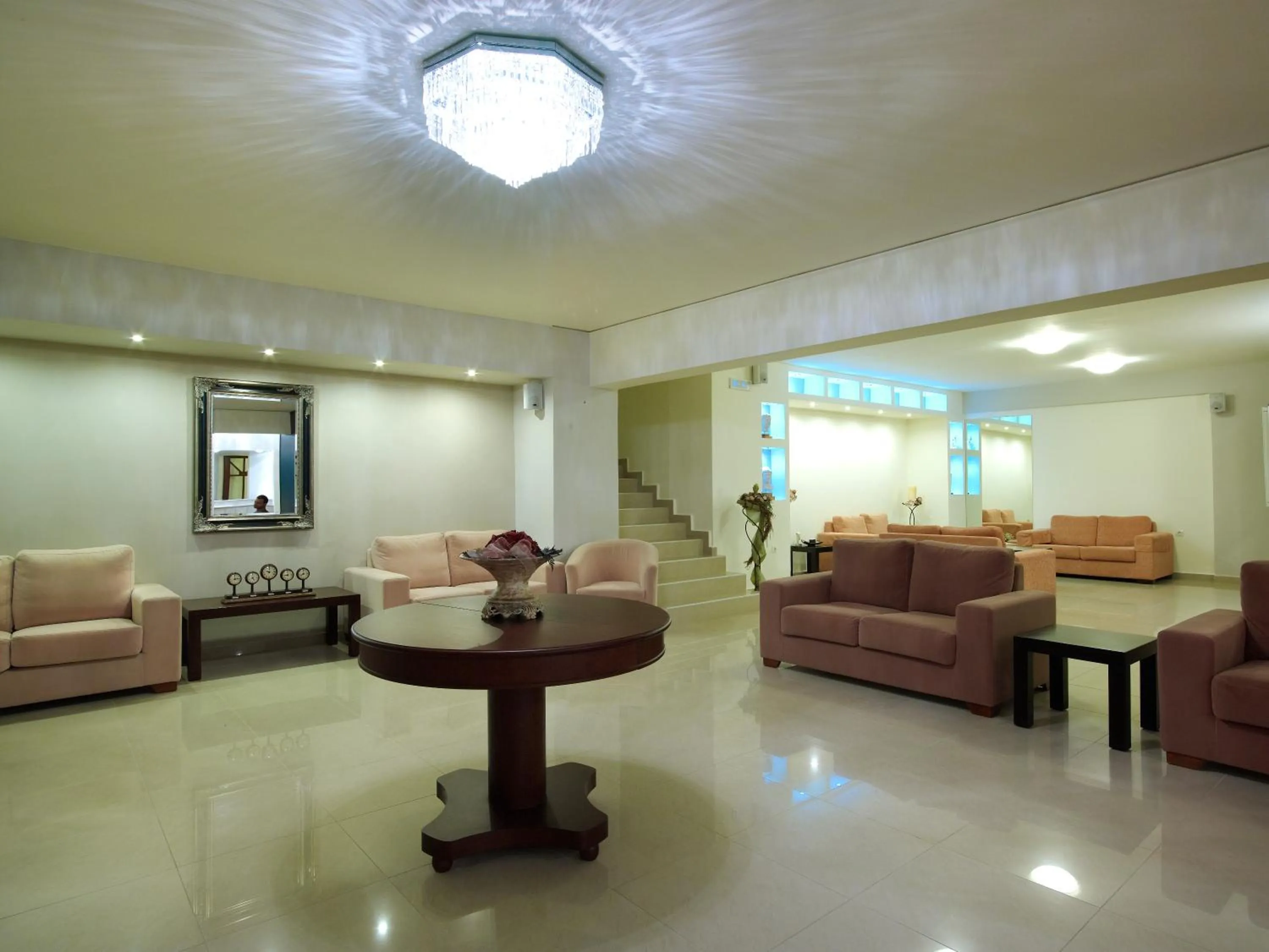 Lobby or reception in Eurohotel Katrin Hotel & Bungalows
