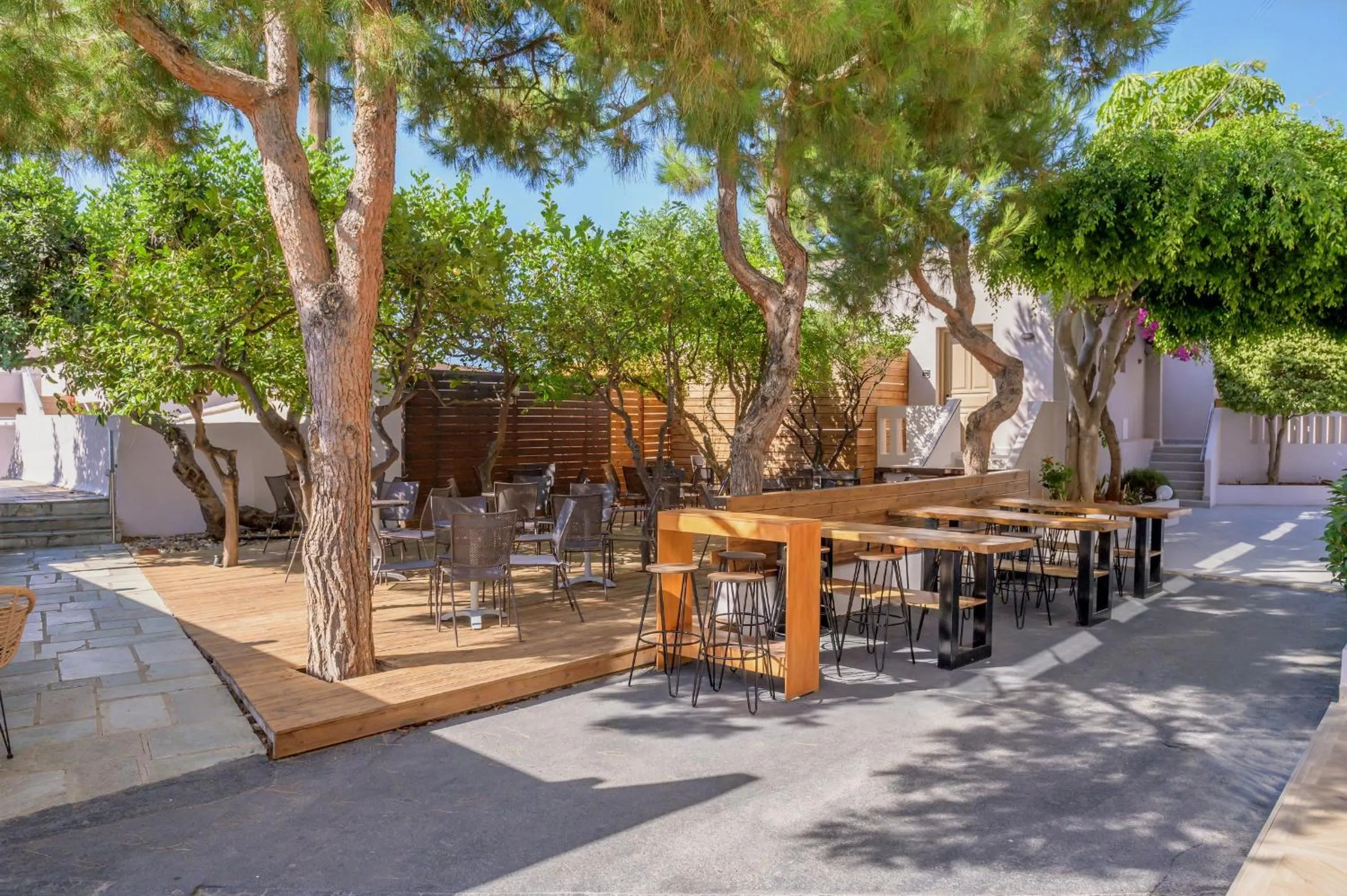 Patio in Eurohotel Katrin Hotel & Bungalows