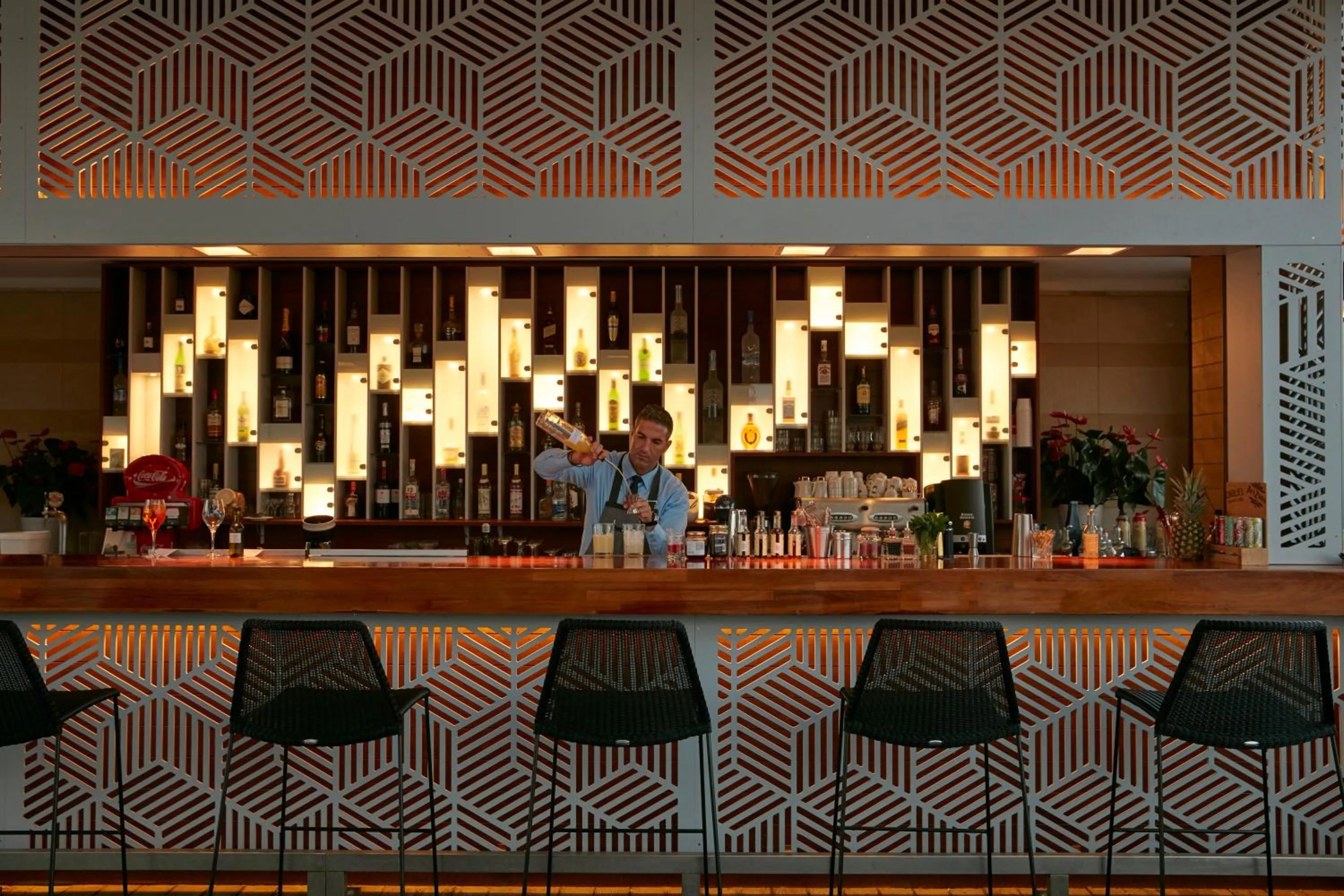 Restaurant/places to eat in Minoa Palace Resort