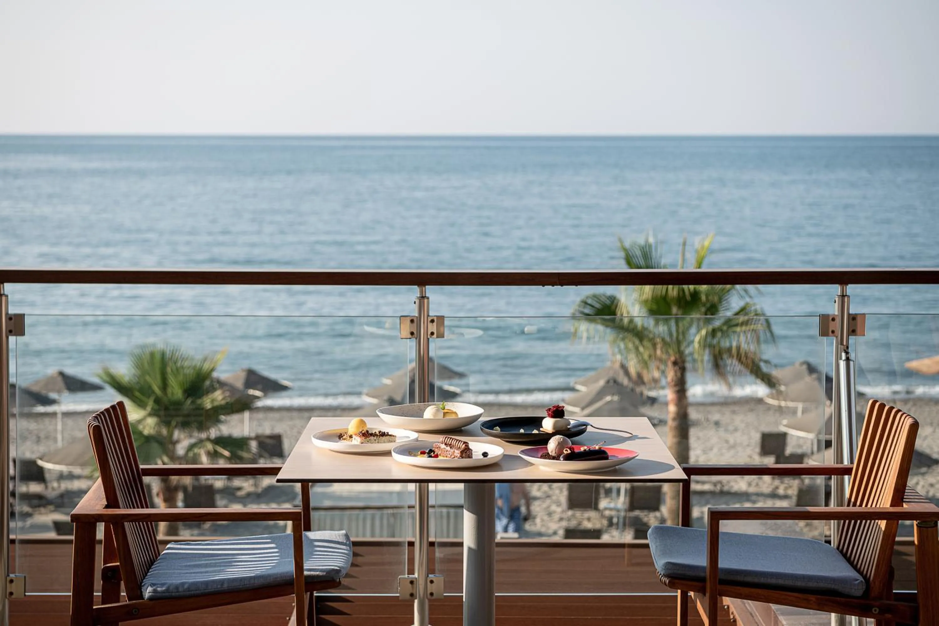 Food and drinks in Minoa Palace Resort