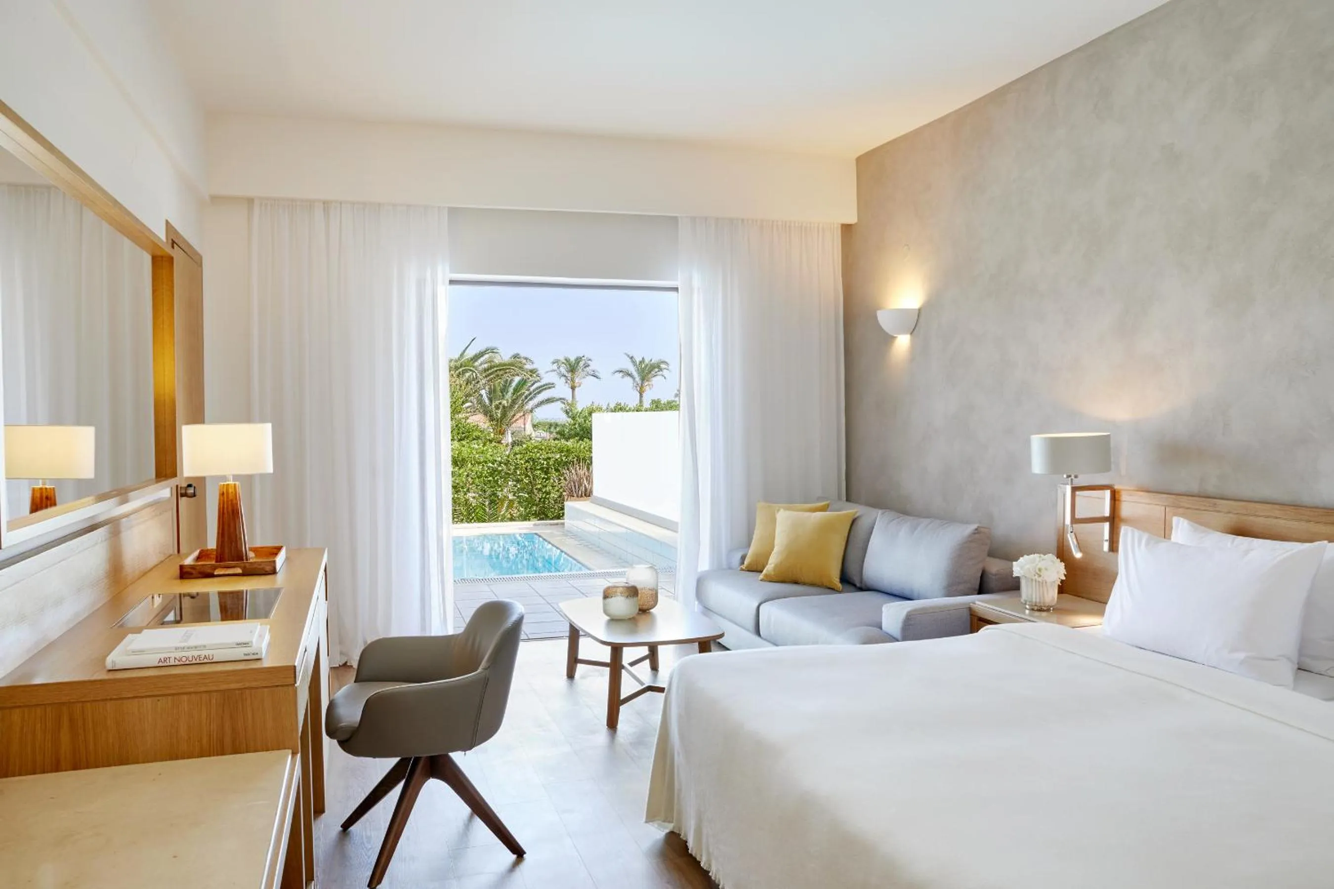 Living room, Bed in Minoa Palace Resort