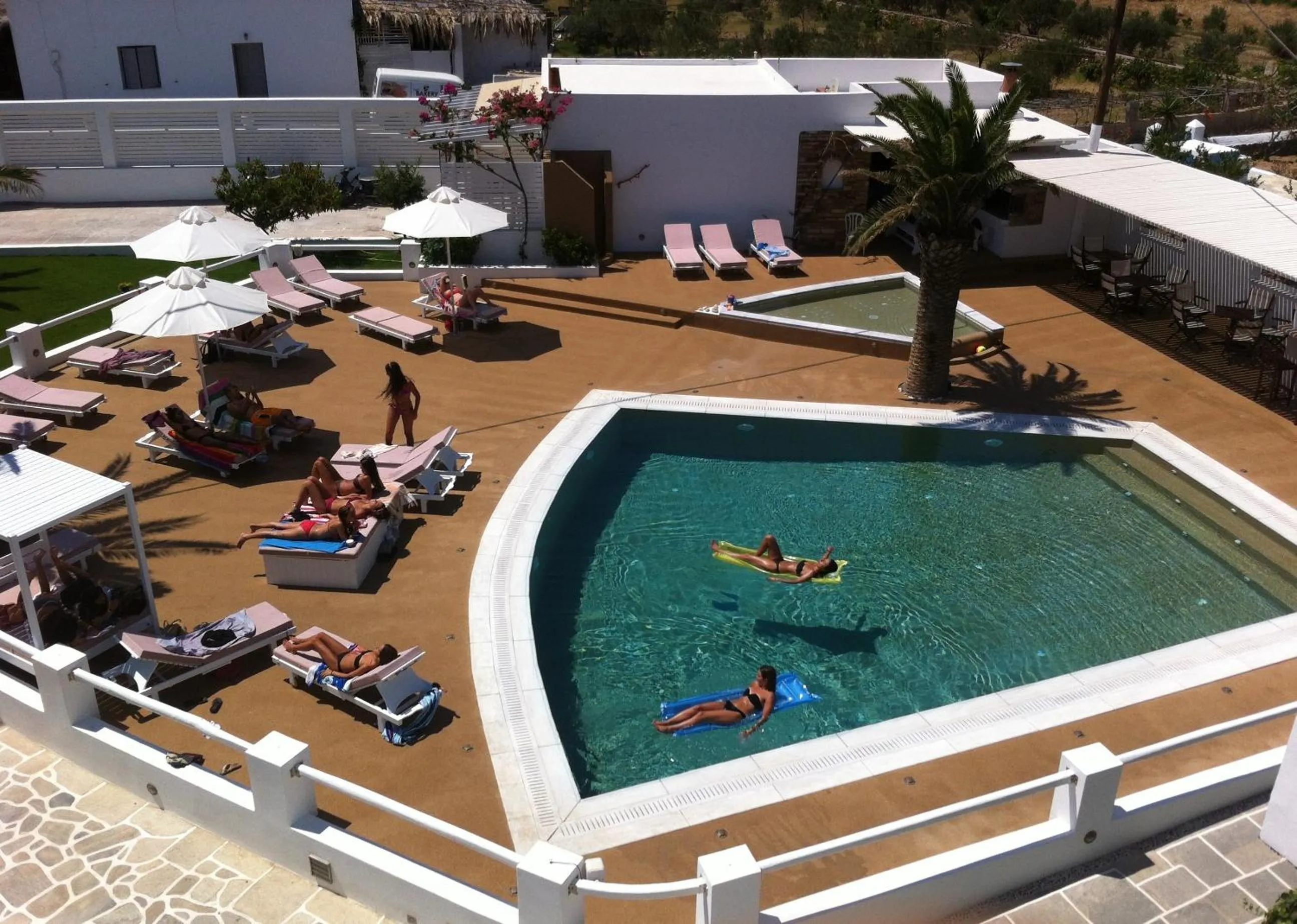 Swimming pool in Hotel Aegeon