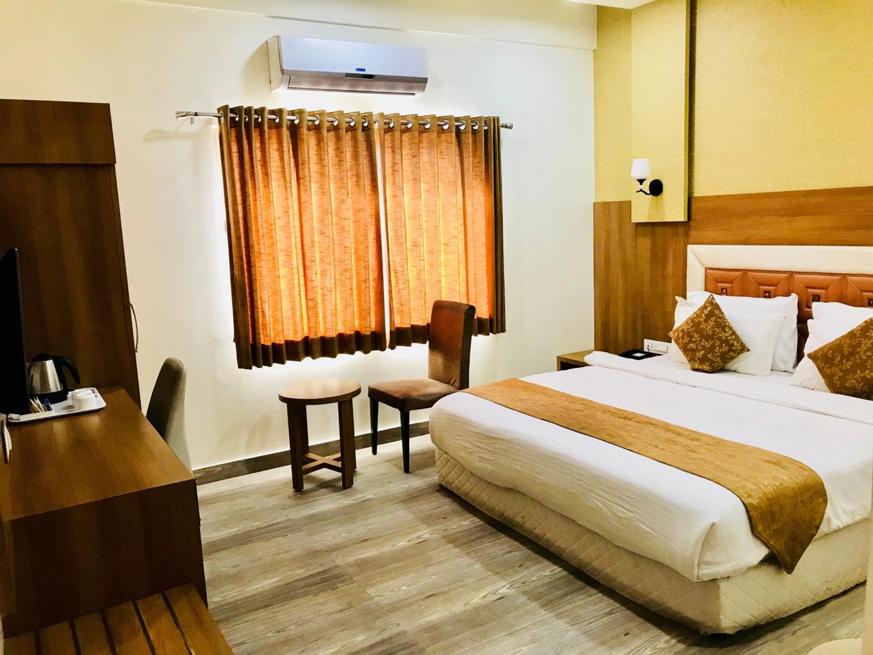 Bed in The Dwarika Hotel