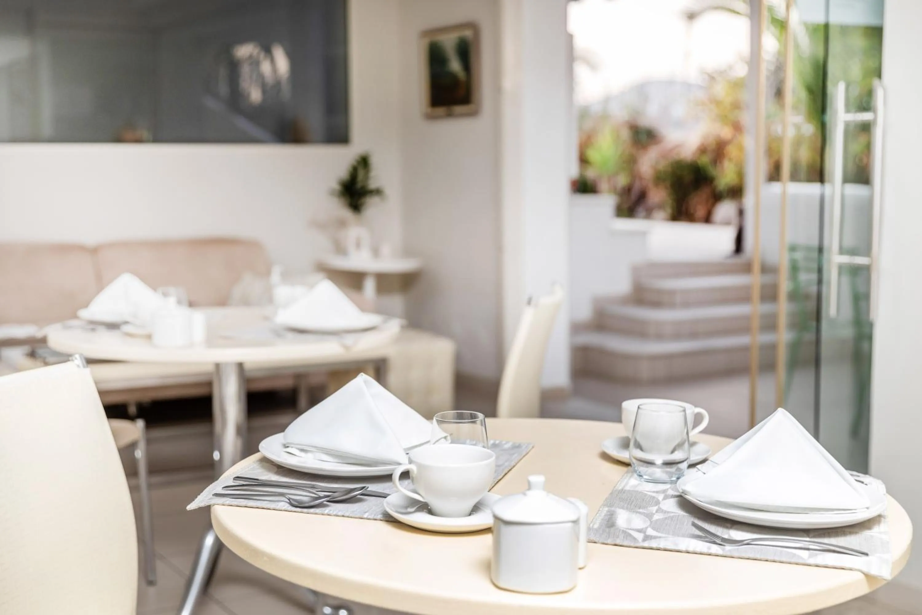 Restaurant/places to eat in The Saint Vlassis